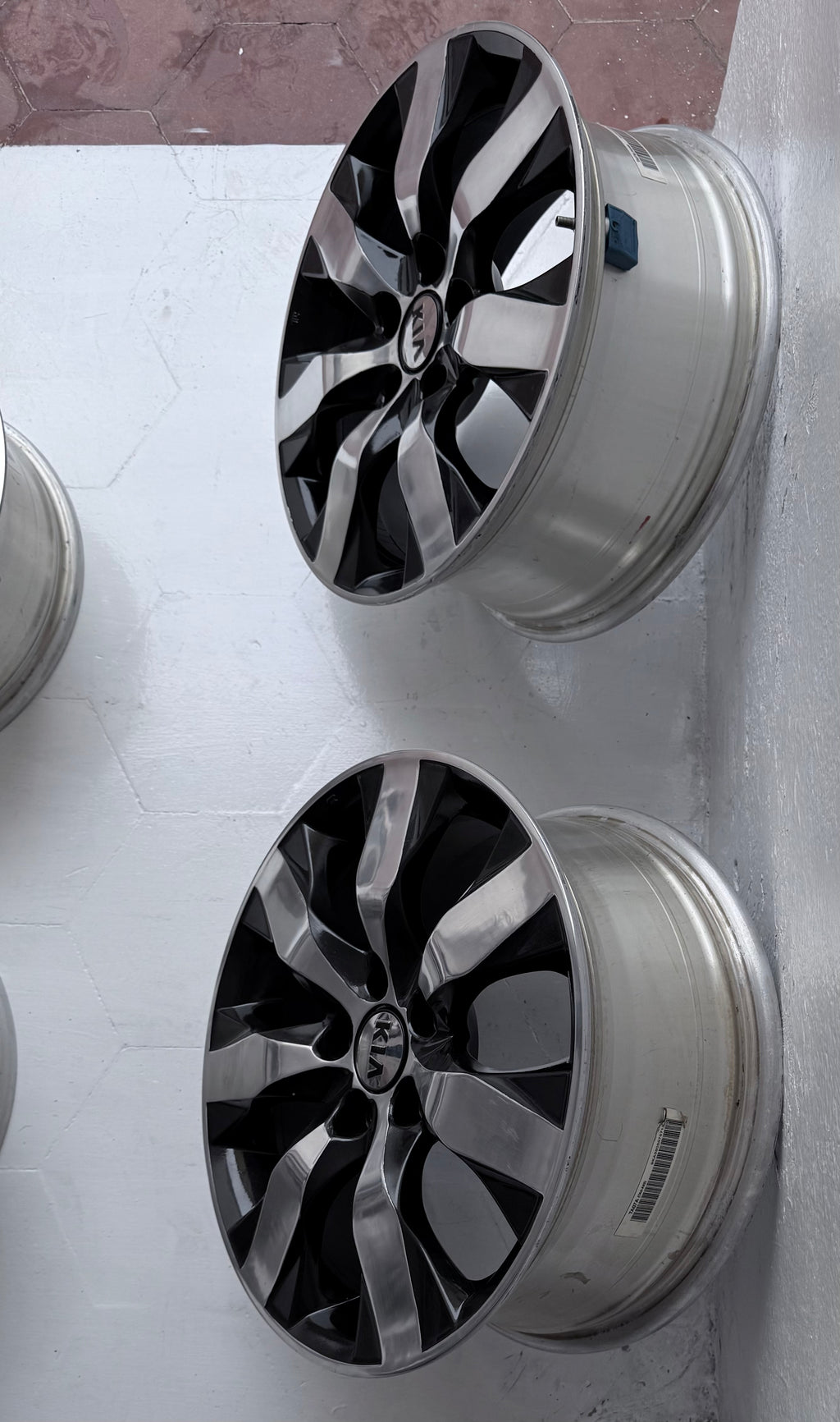 4 Rines 17” Kia Forte, Optima, Sportage y Hyundai Tucson, Creta, Elantra, Solesta – 5×114
