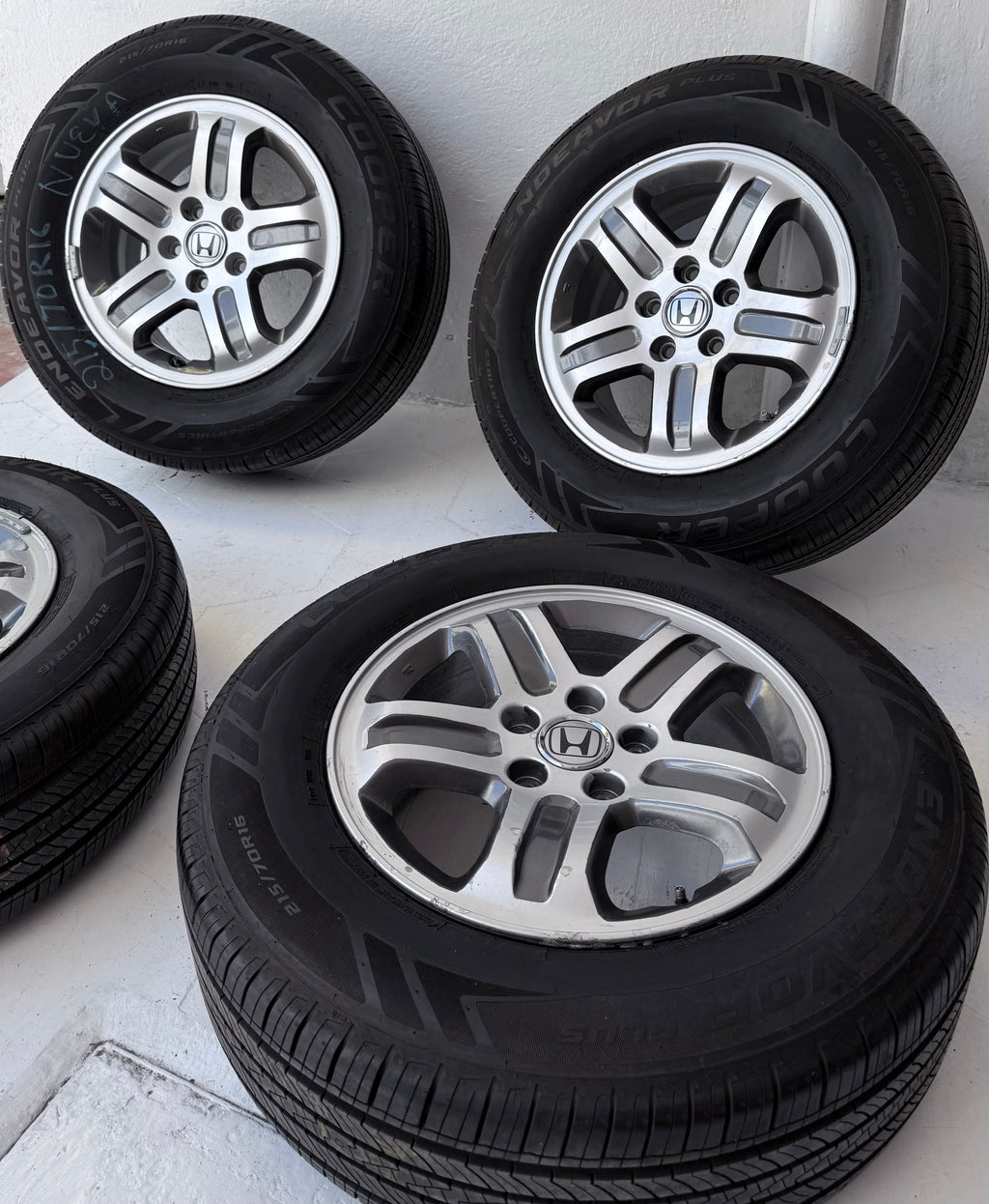 4 Rines con llantas 16” Honda CR-V, HR-V, Civic y Accord – 5×114