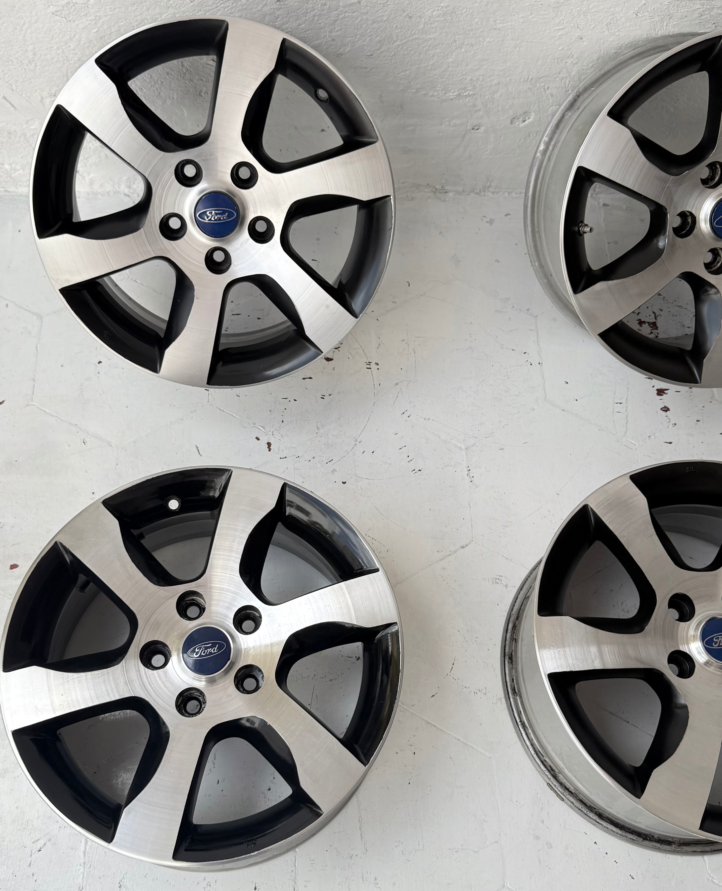 4 Rines 16” Ford Mustang, Ranger y Explorer – 5×114