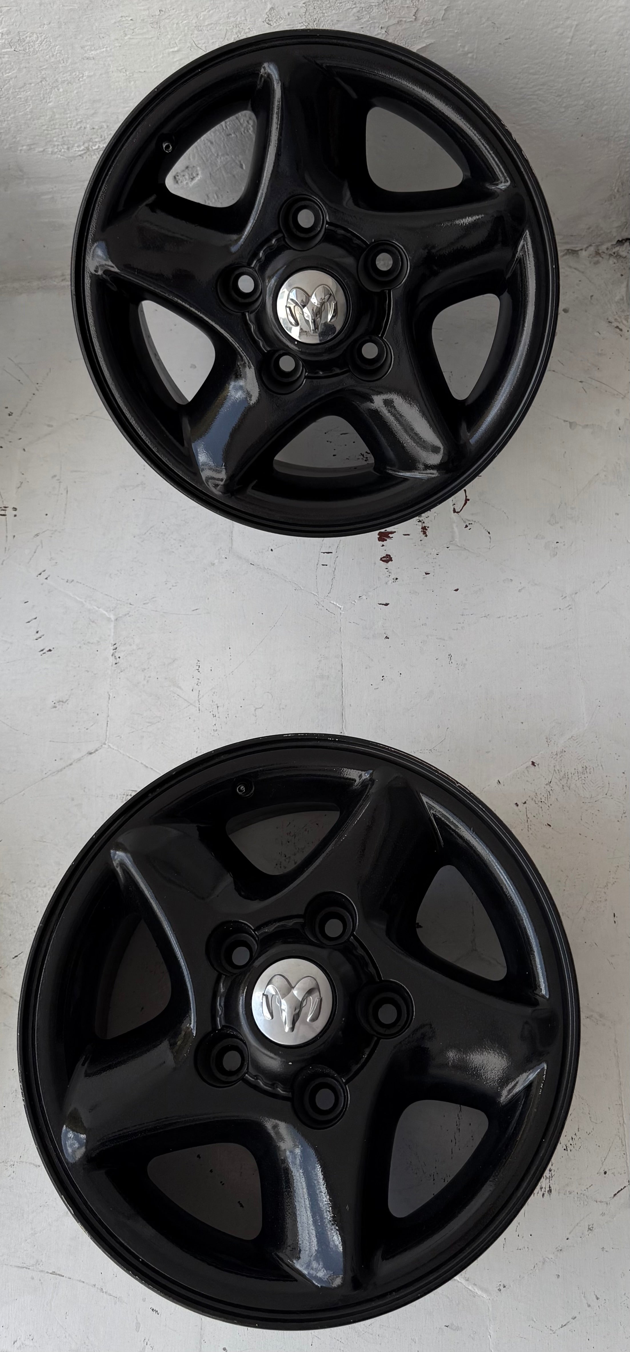 4 Rines 16” Dodge Ram – 5×139