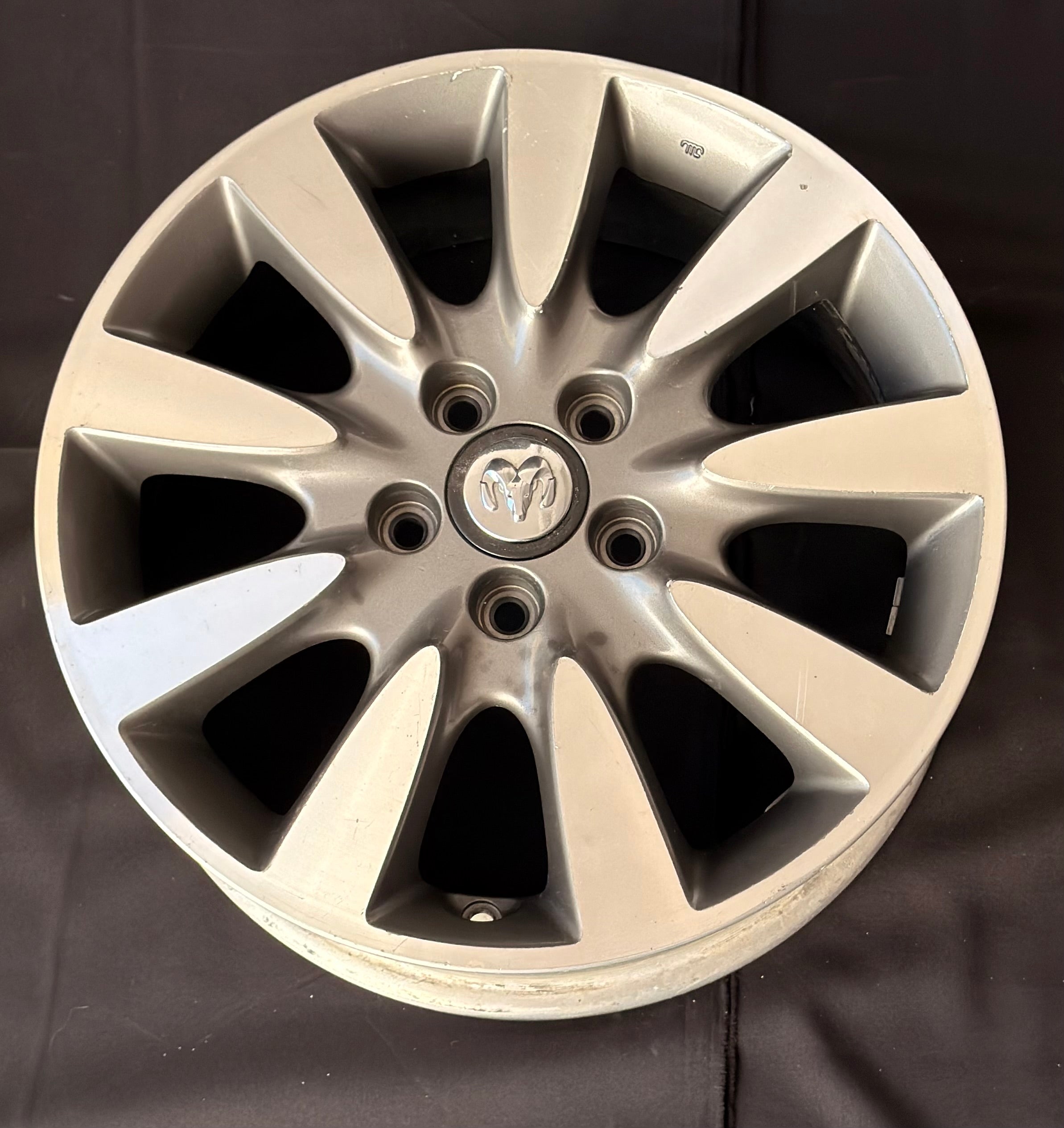 4 Rines 17” Jeep Liberty, Compass, Patriot, Nitro y Avenger – 5×114