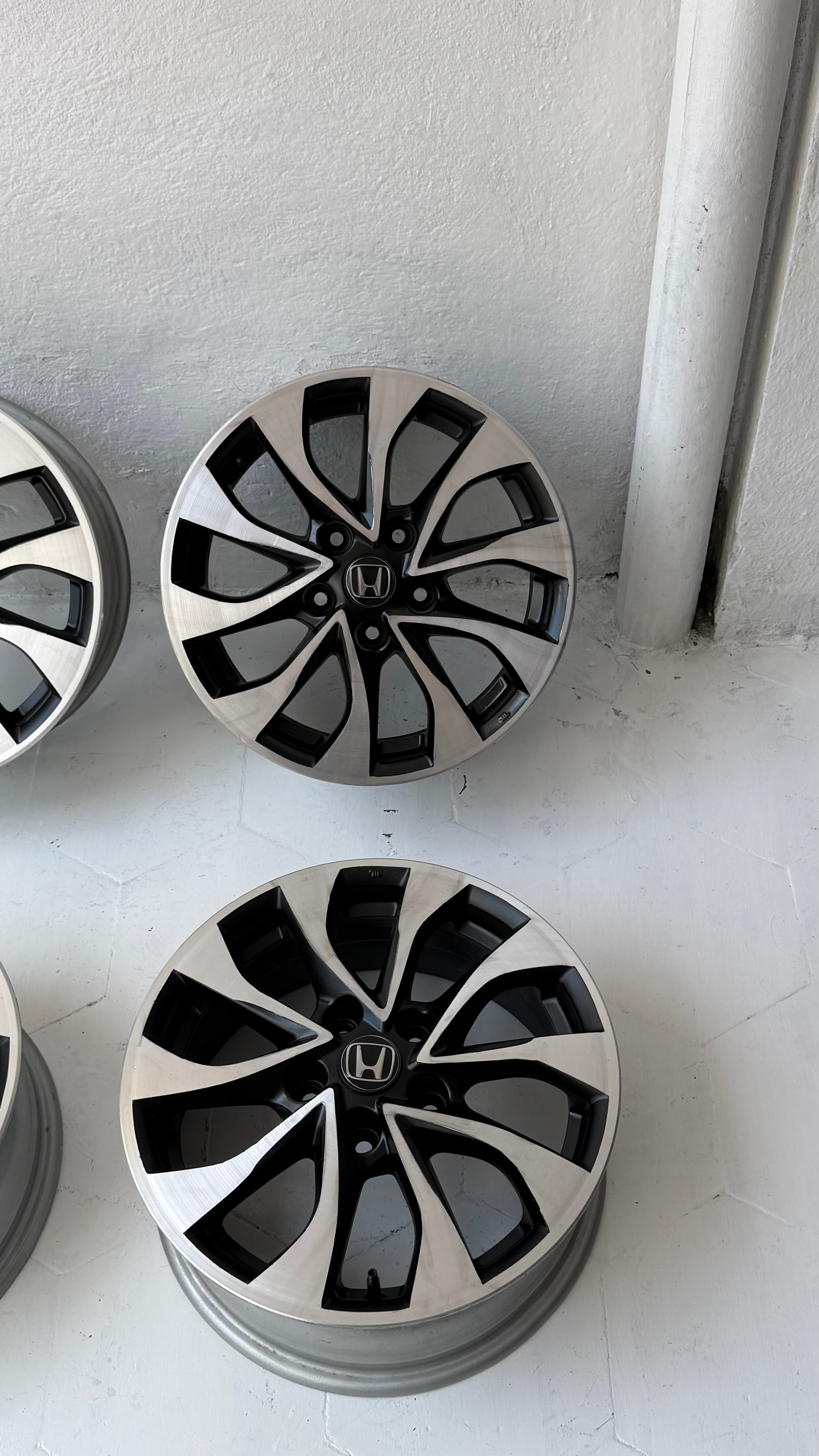 4 Rines 16” Honda CR-V, HR-V, Accord, Civic y Element Originales Seminuevos 5x114