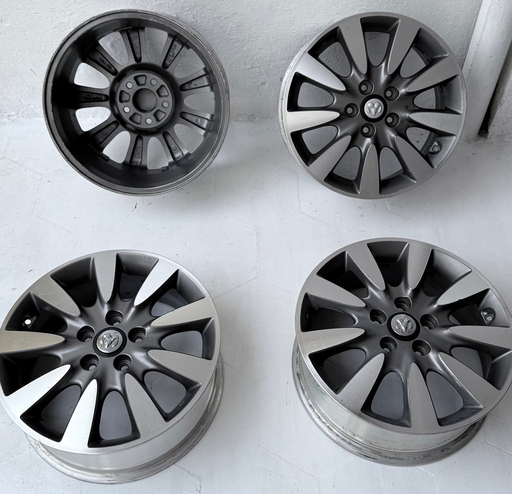 4 Rines 17” Jeep Liberty, Compass y Patriot – 5×114