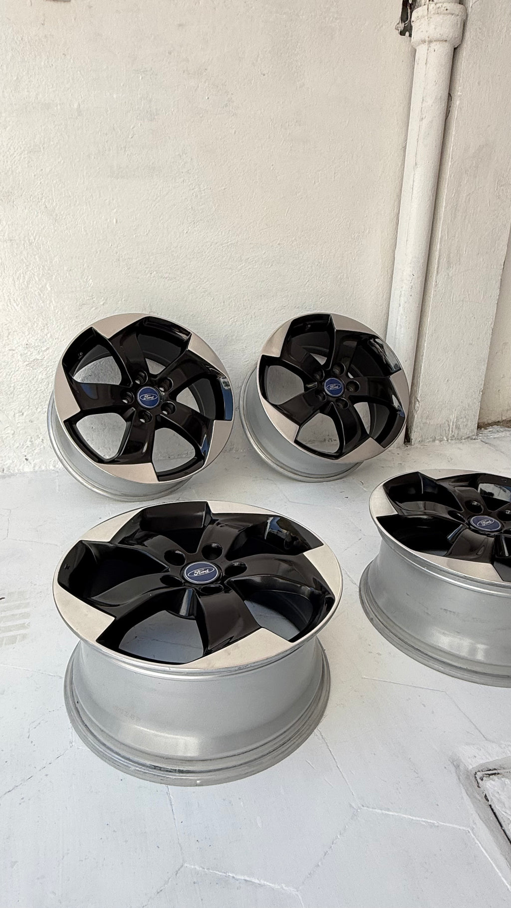 4 Rines 17” Ford Mustang, Ranger y Explorer Originales Seminuevos 5x114