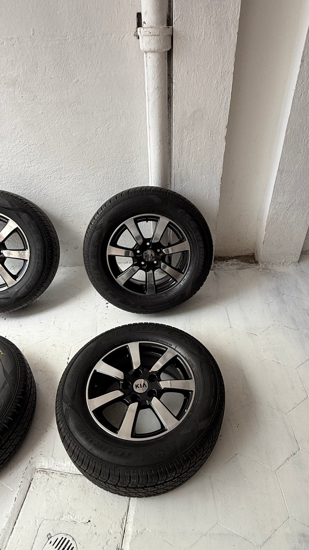 4 Rines con Llantas 16” Kia Forte, Optima y Sportage; Hyundai Tucson – 5×114