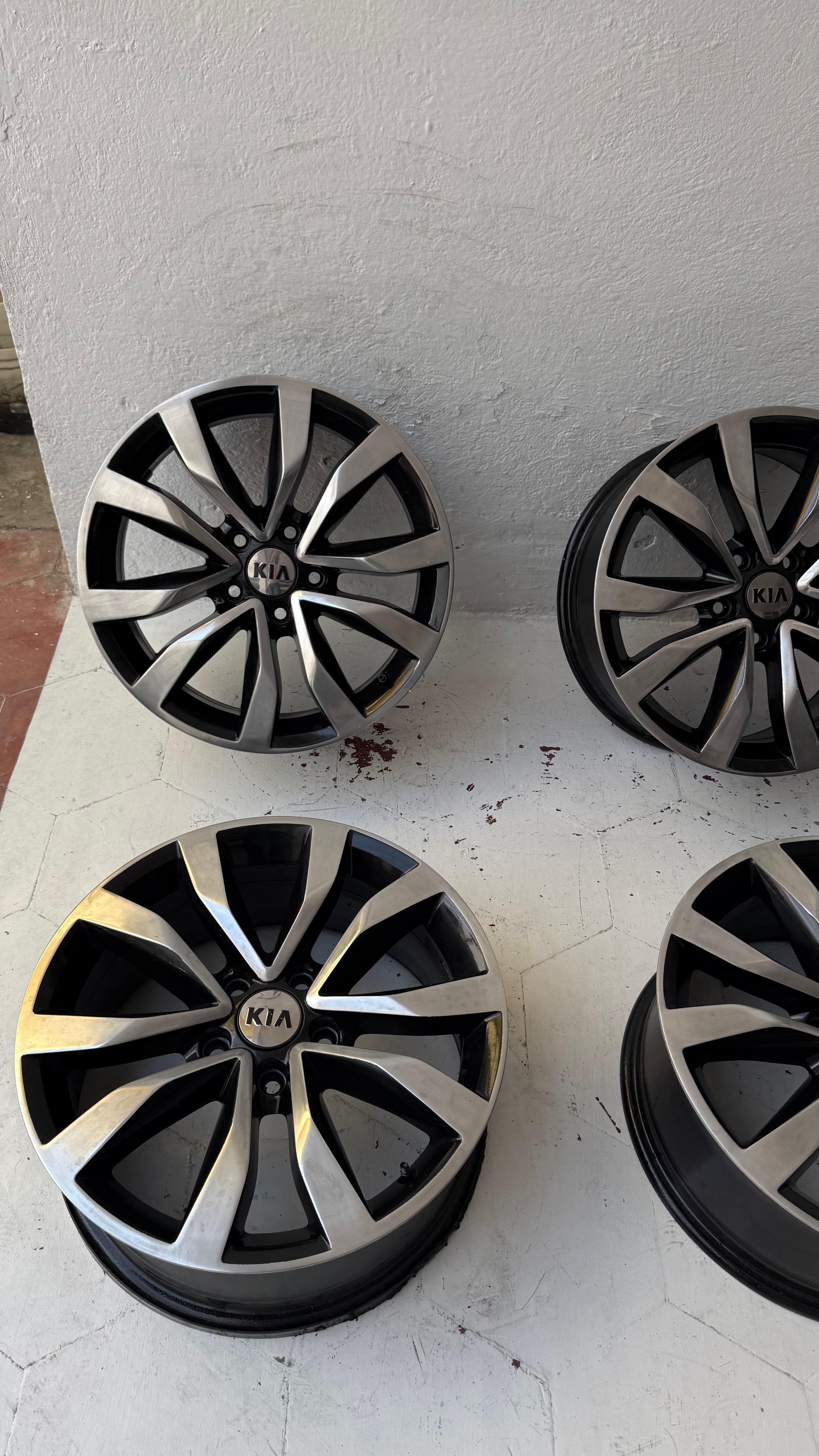 4 Rines 17” Kia – 5×114