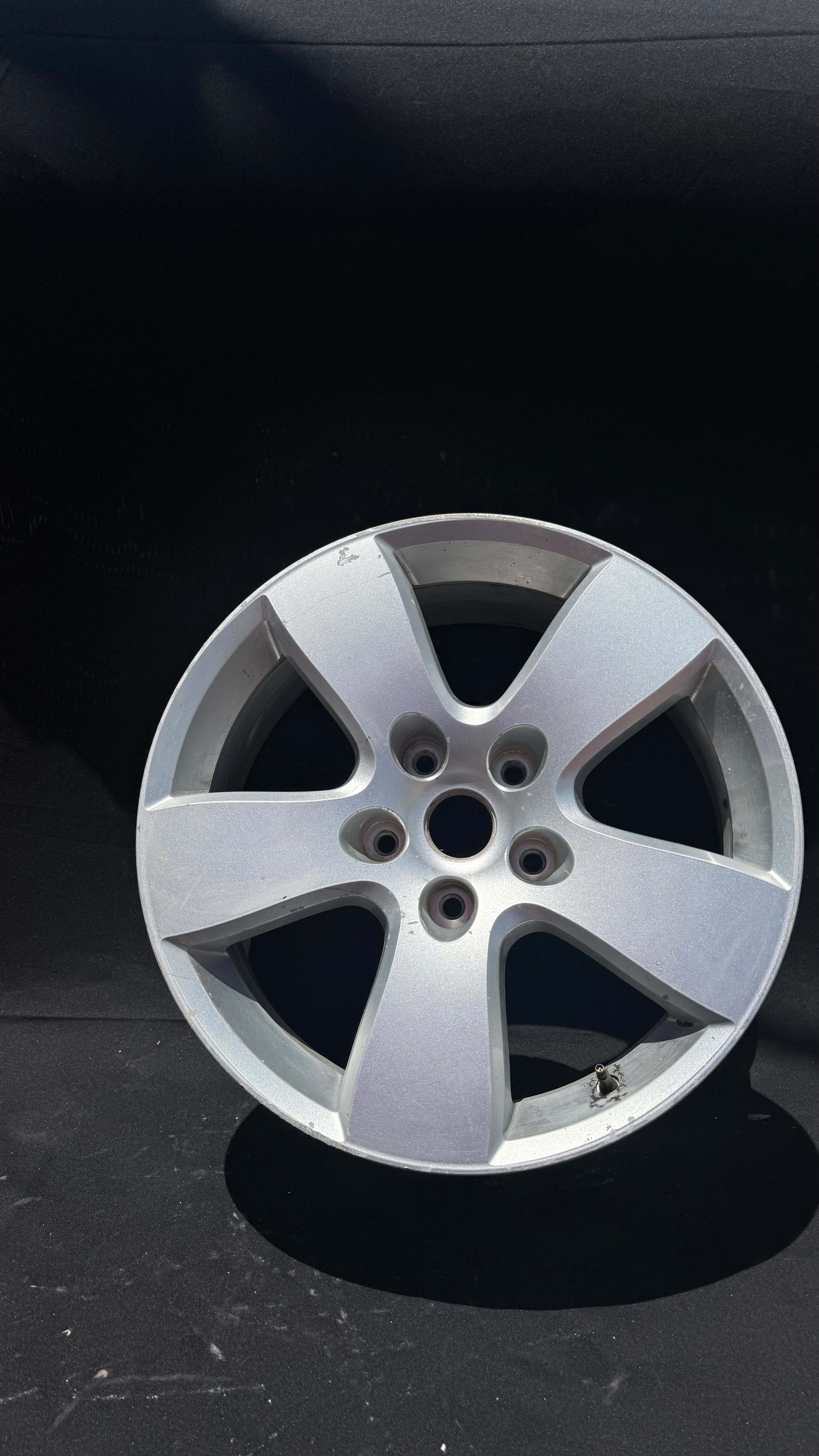 1 Rin 20” Dodge Ram – 5×139