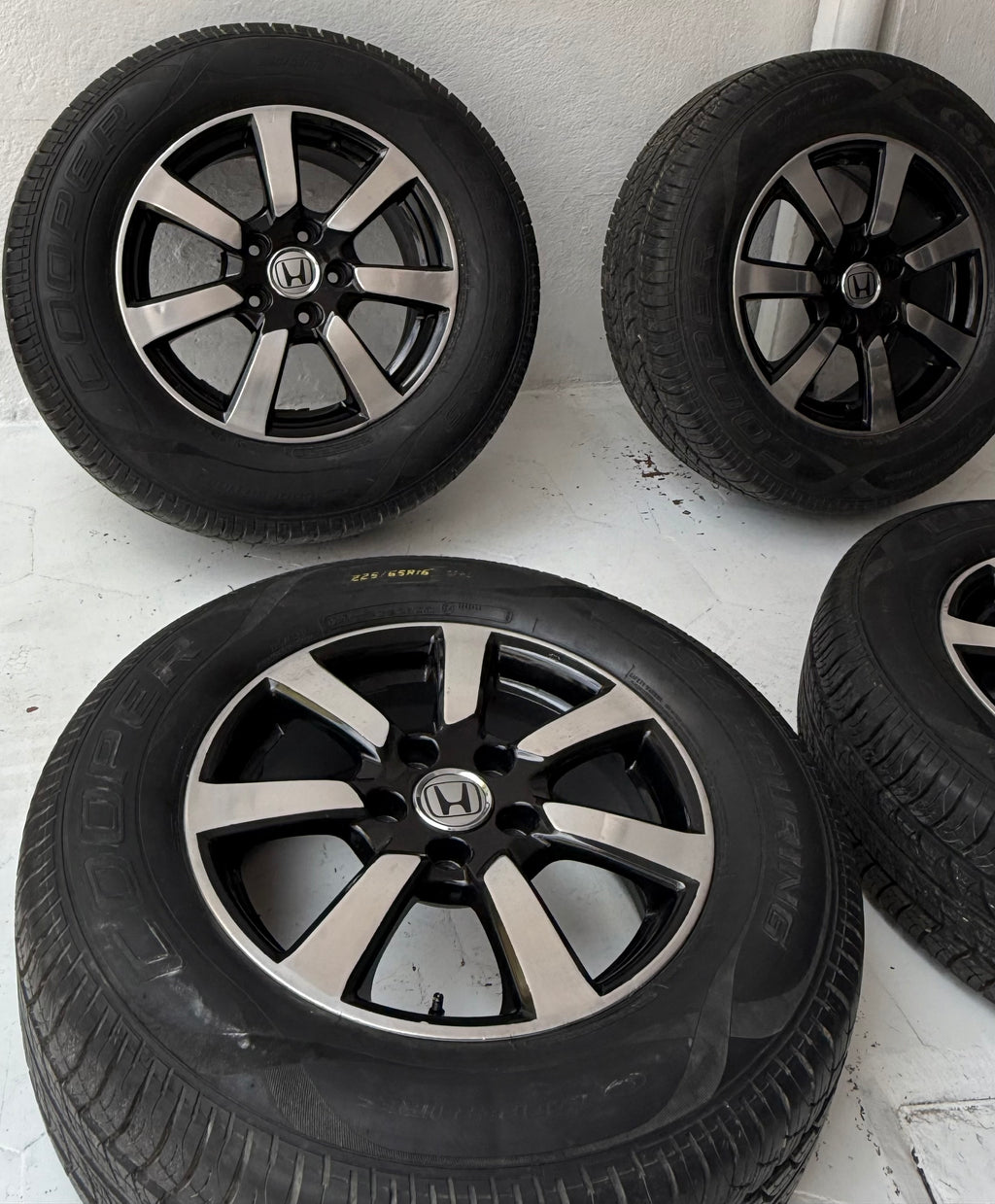 4 Rines con Llantas 16” Honda CR-V, HR-V, Accord y Civic – 5×114