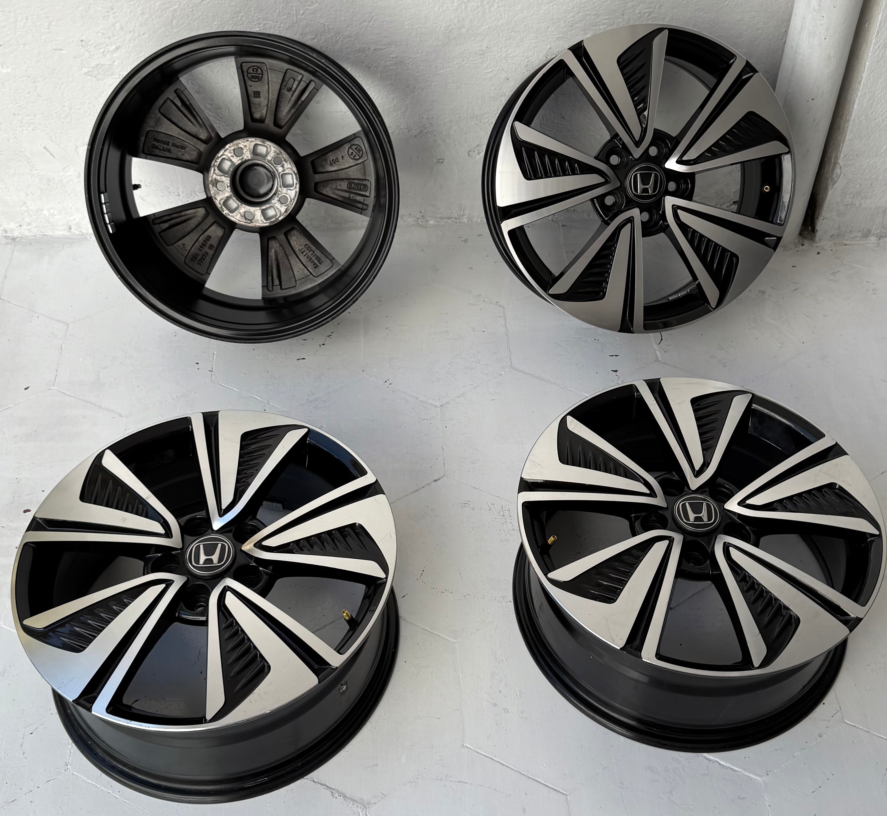 4 Rines 17” Honda Accord Civic CR-V HR-V Element Nuevos 5x114