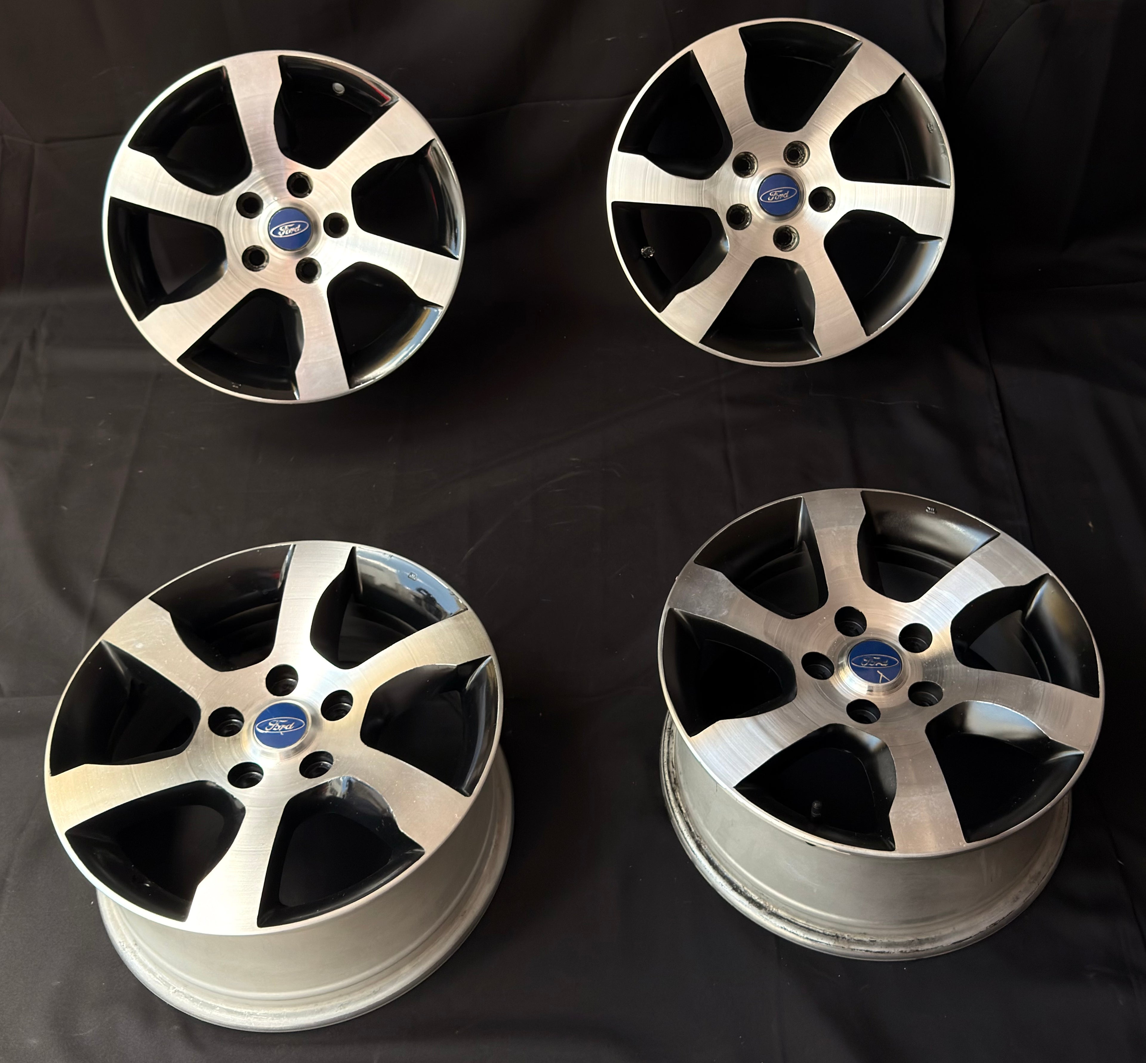 4 Rines 16” Ford Mustang, Ranger y Explorer – 5×114