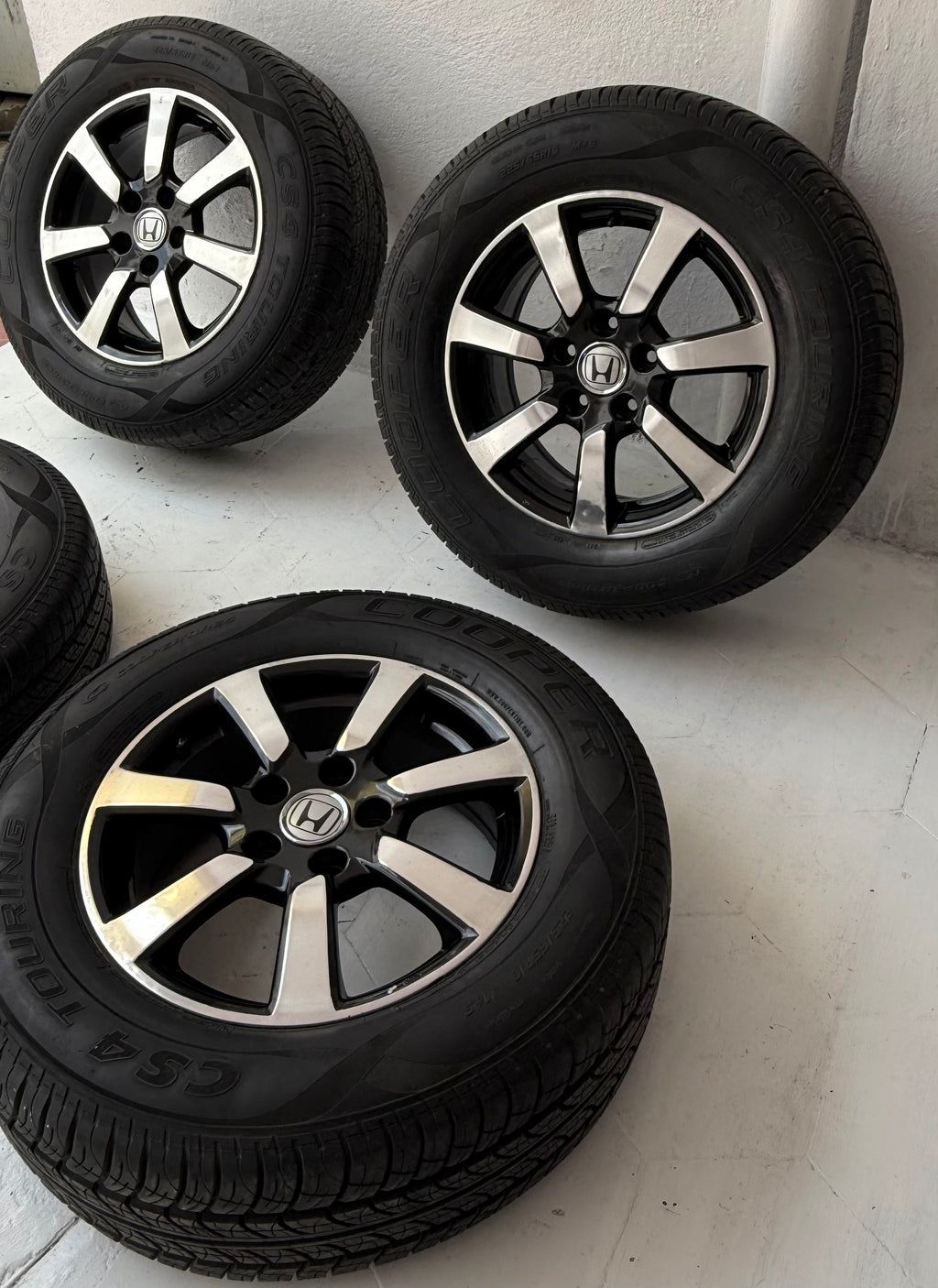 4 Rines con Llantas 16” Honda CR-V, HR-V, Accord y Civic – 5×114