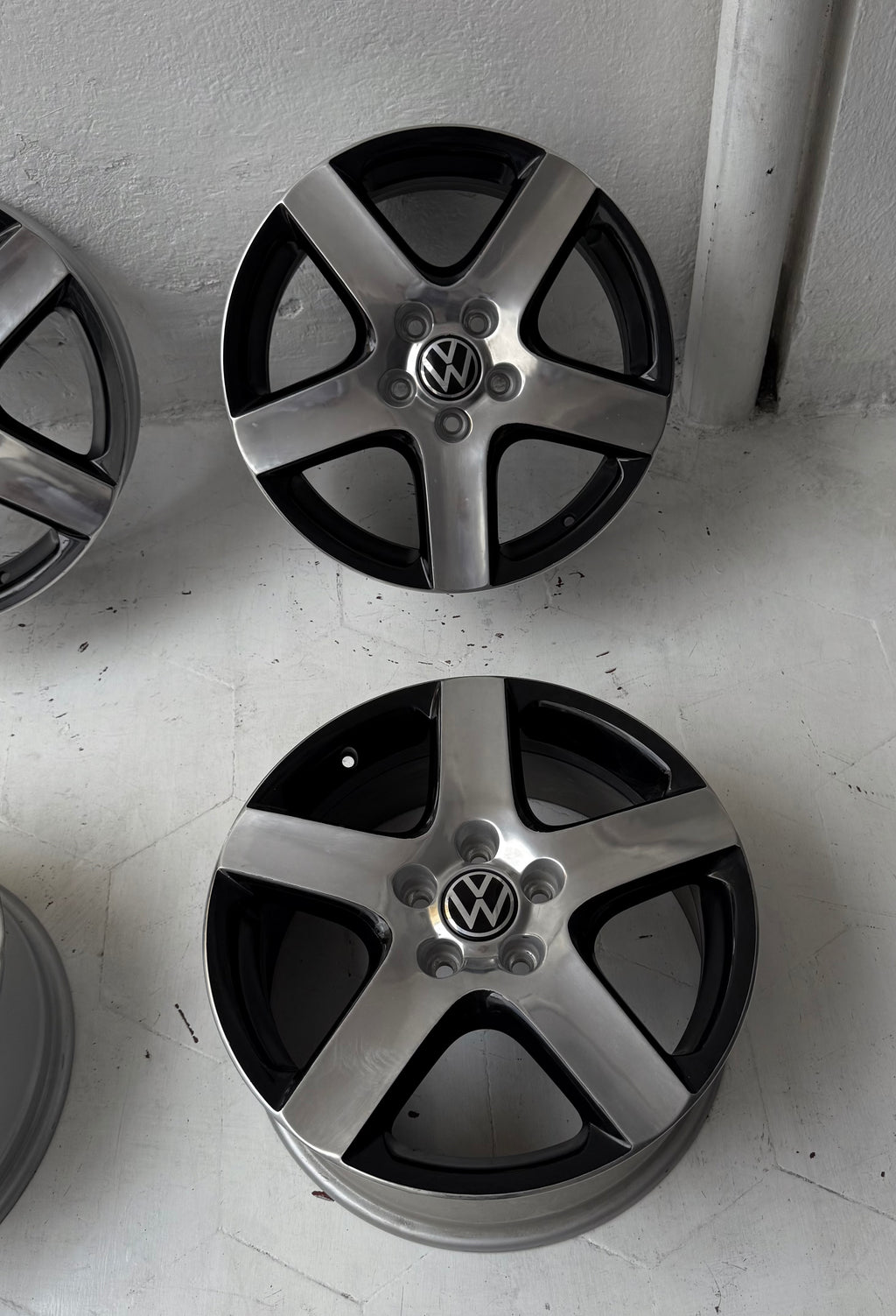 4 Rines 17” Ronal para Volkswagen Tiguan, Taos, Golf, Jetta MK6, MK7, Passat y New Beetle – 5×112