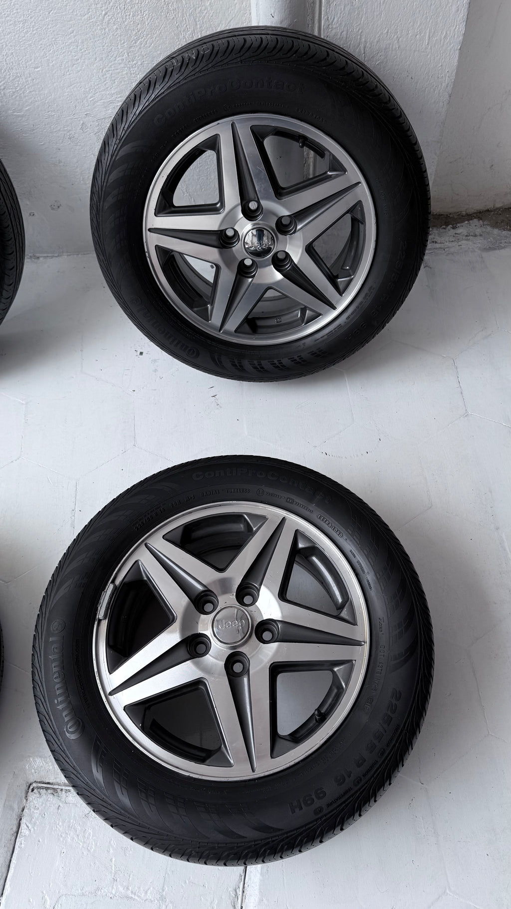 4 Rines con llantas 16” Jeep Liberty, Patriot, Compass, Avenger, Voyager y Caravan – 5×114