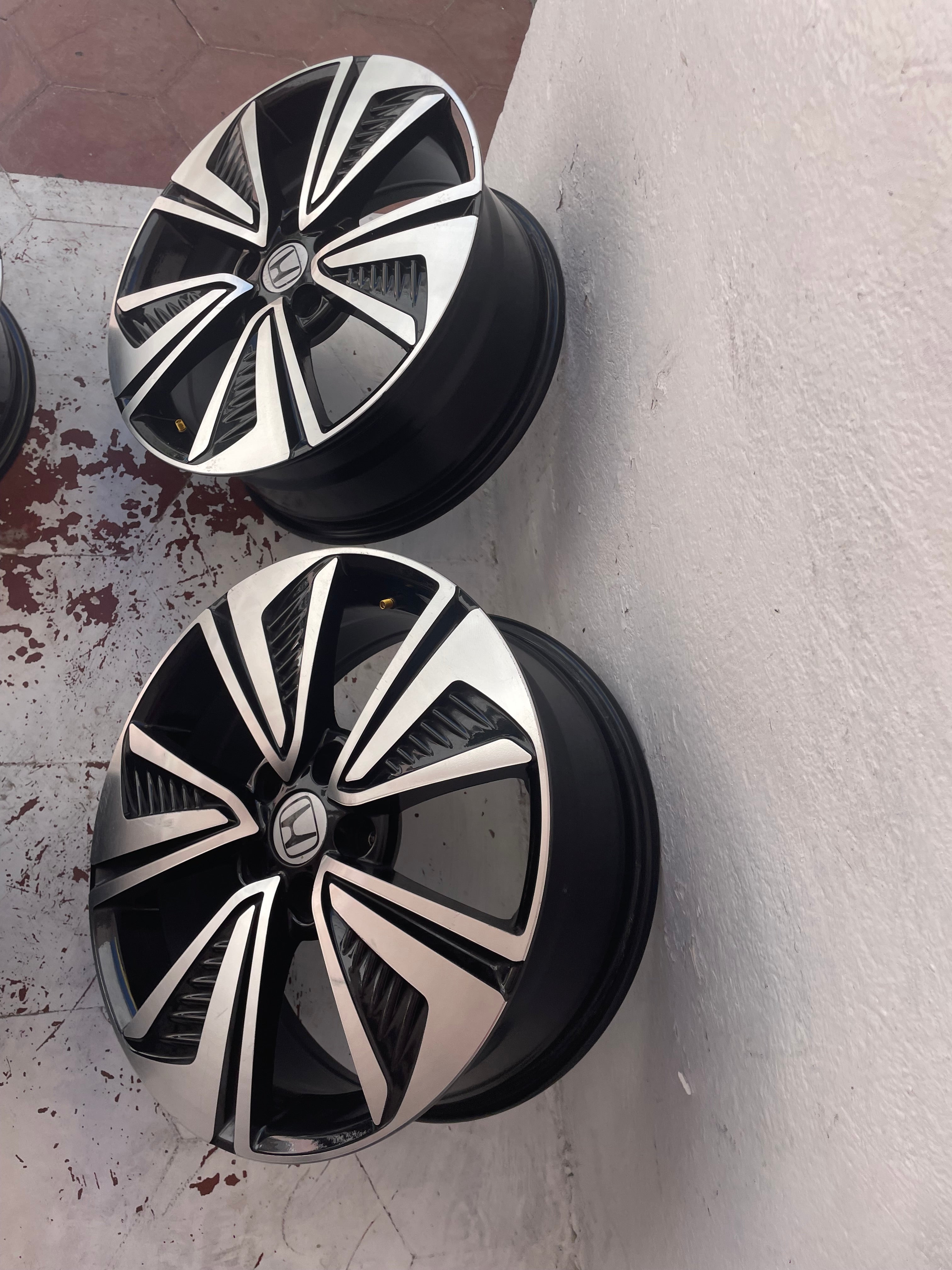 Rines Originales Honda 16" | 5x114 | Juego de 4 Piezas