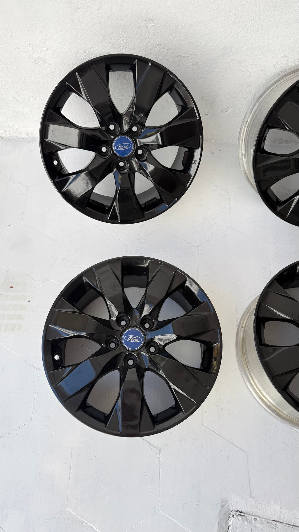 4 Rines 17” Ford Mustang, Ranger y Explorer Originales Seminuevos 5x114