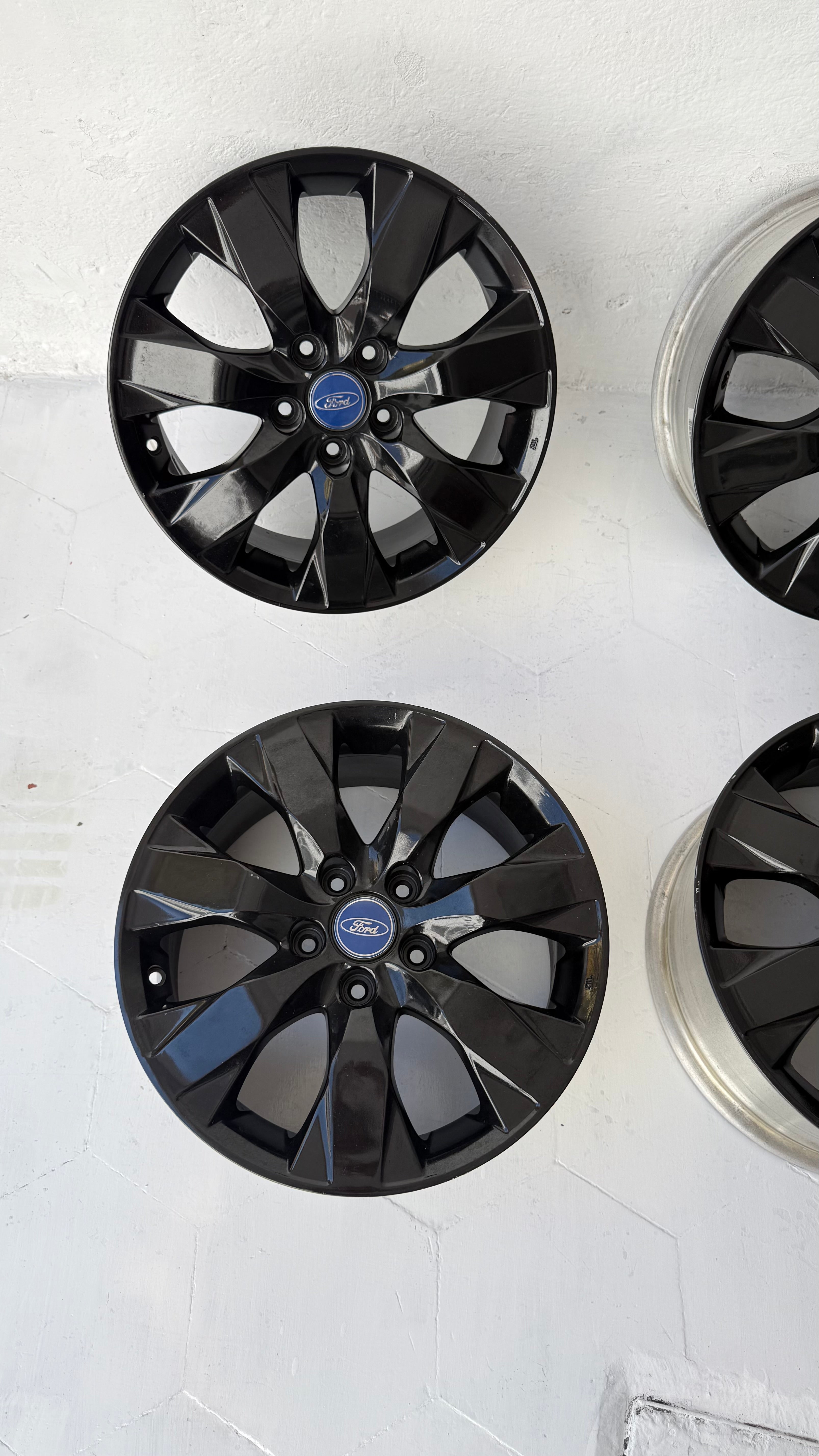4 Rines 17” Ford Mustang, Ranger y Explorer Originales Seminuevos 5x114
