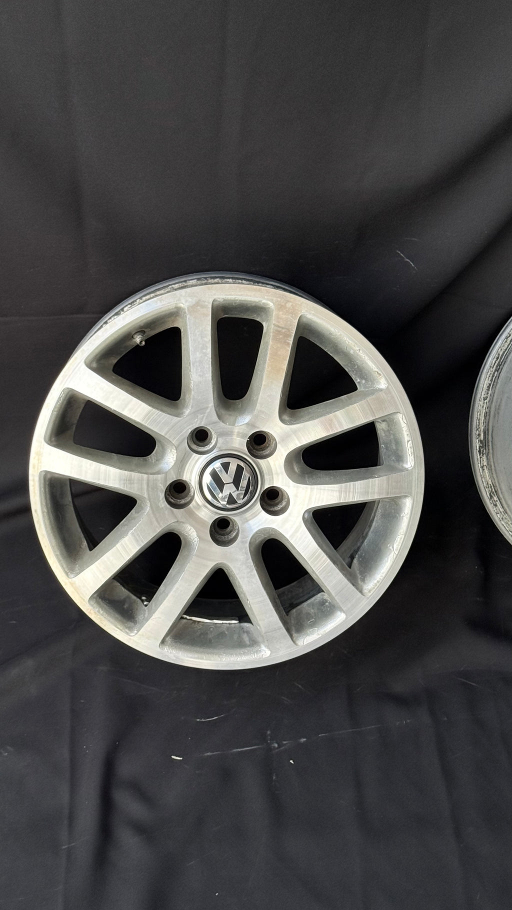 4 Rines 16” Volkswagen Jetta MK6 / Bora Seminuevos
