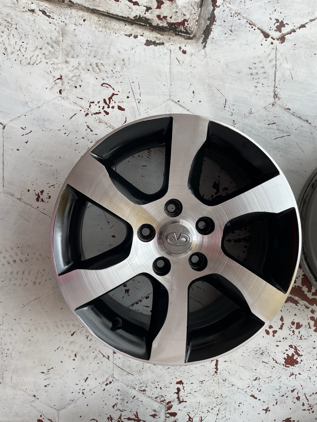 Rines 16” Originales Nissan X-Trail / Sentra / Altima