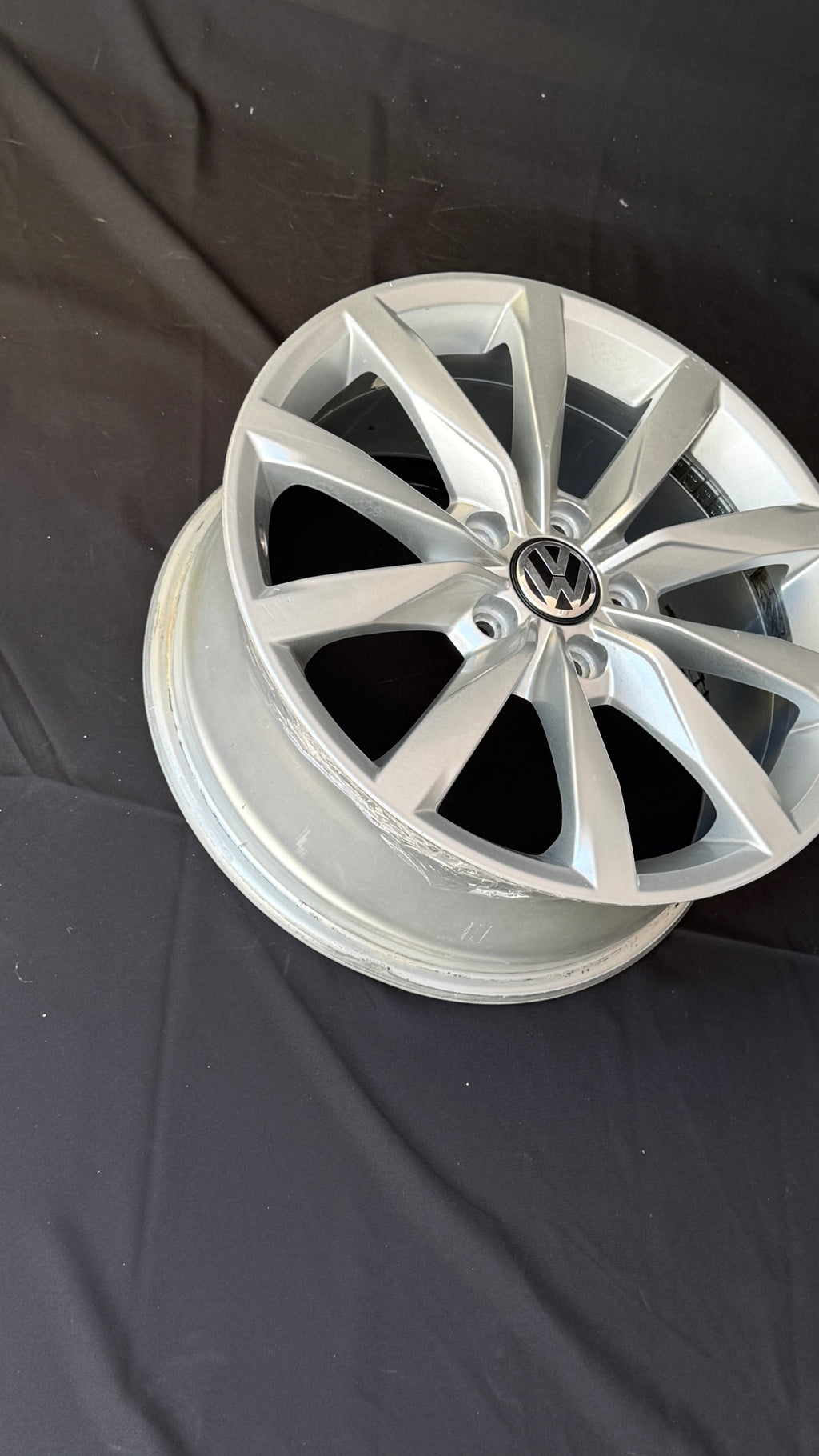 4 Rines 17” Volkswagen Golf TSI MK6 MK7 Originales Nuevos 5x112