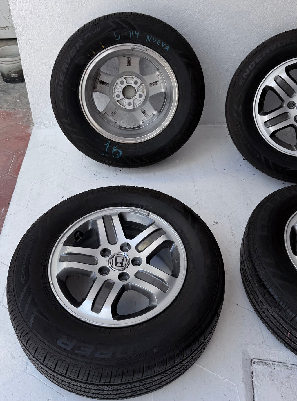 4 Rines con llantas 16” Honda CR-V, HR-V, Civic y Accord – 5×114