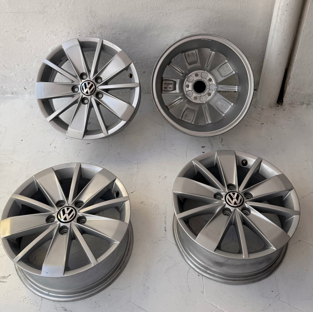 4 Rines 16” Volkswagen Jetta MK6 MK7 Originales 5x112