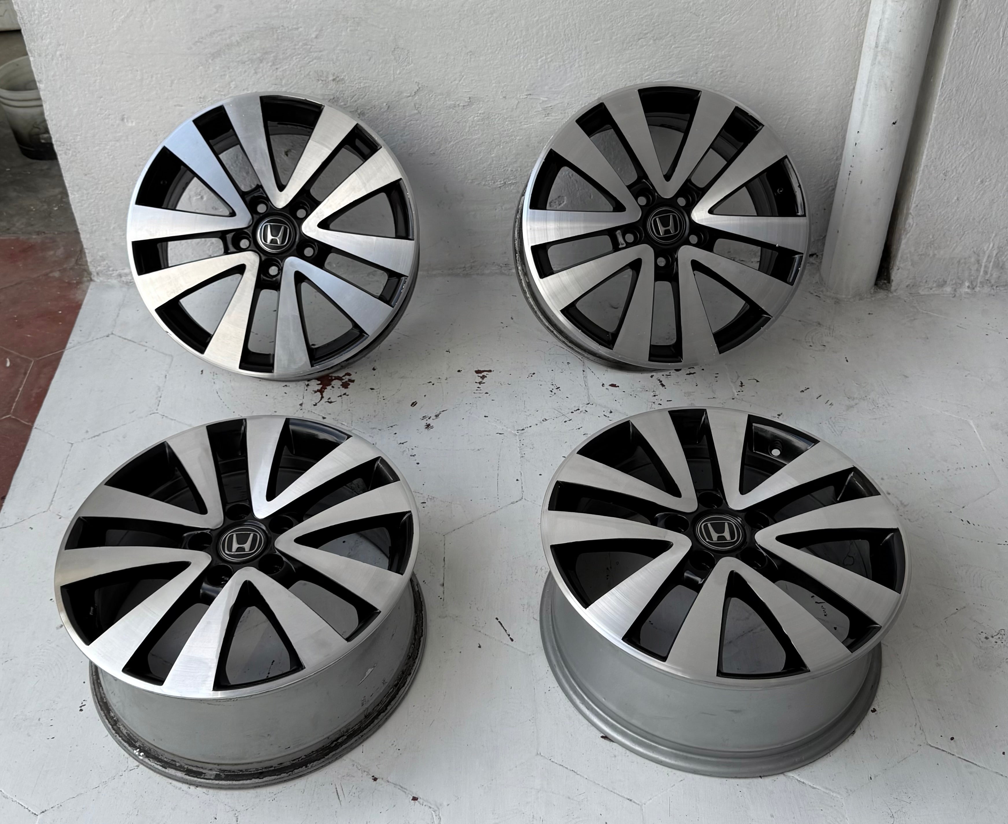 4 Rines 17” Honda – 5×114
