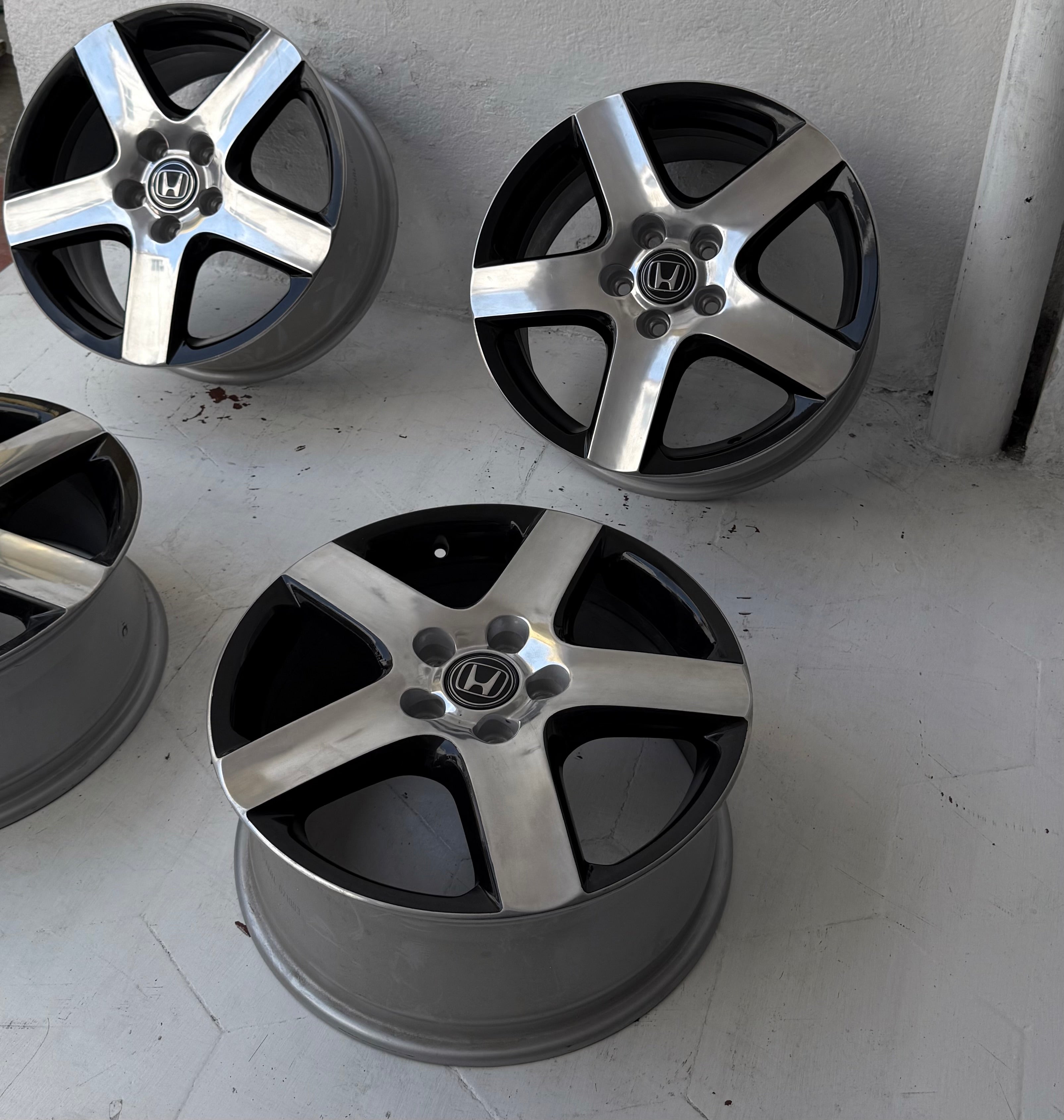4 Rines 17” Ronal para Honda Civic, Accord, CR-V y HR-V – 5×114