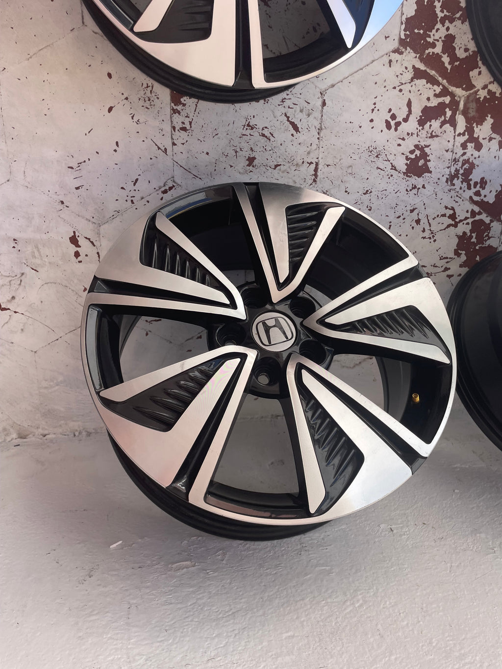 Rines Originales Honda 16" | 5x114 | Juego de 4 Piezas