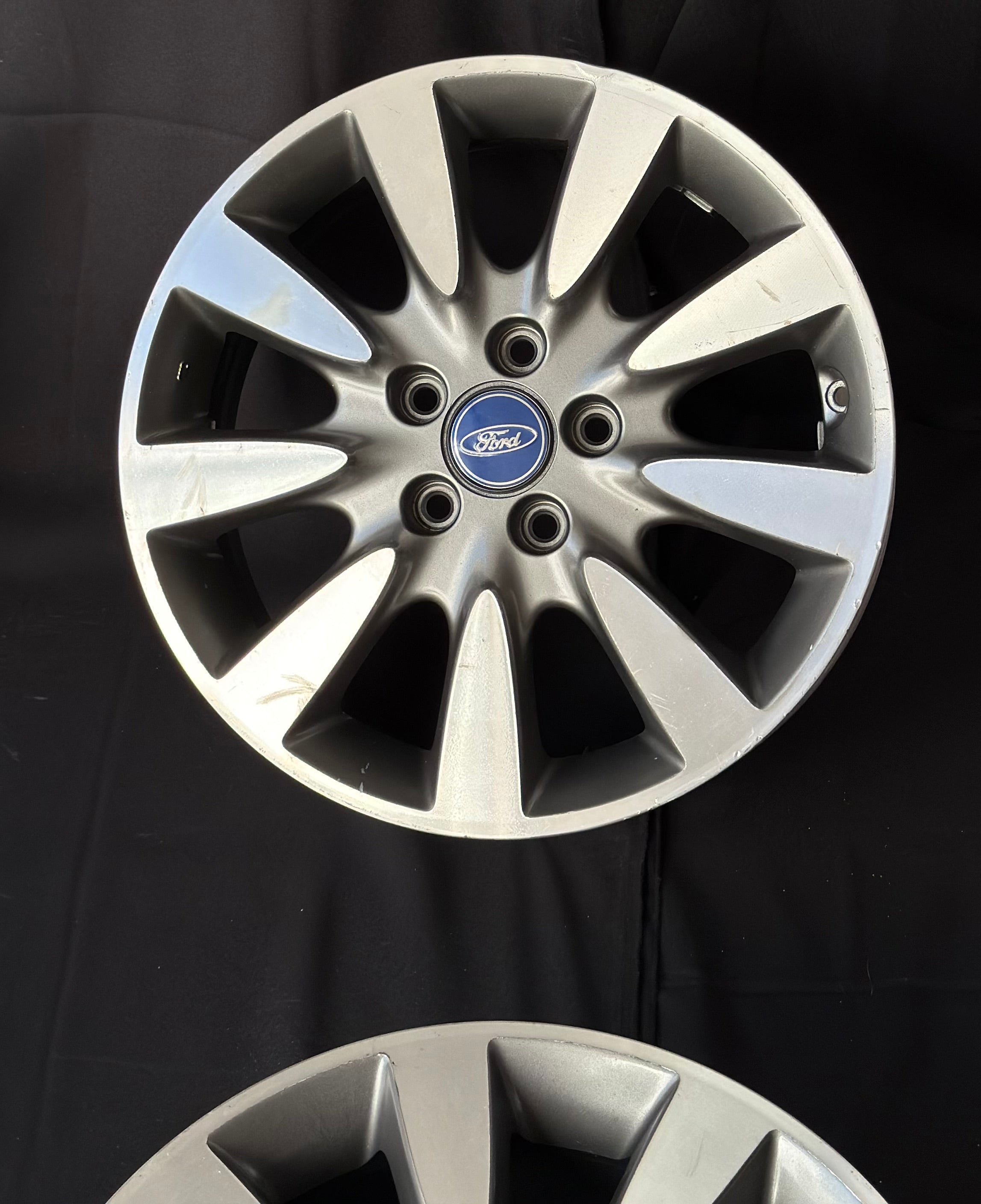 4 Rines 17” Ford Mustang, Explorer y Ranger – 5×114
