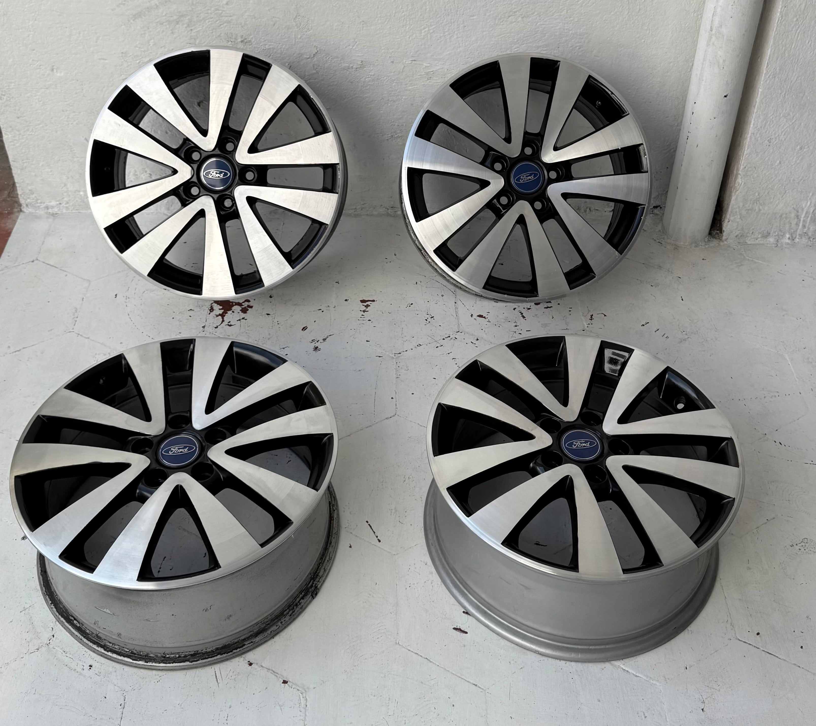 4 Rines 17” Ford Mustang / Ranger / Explorer – 5×114