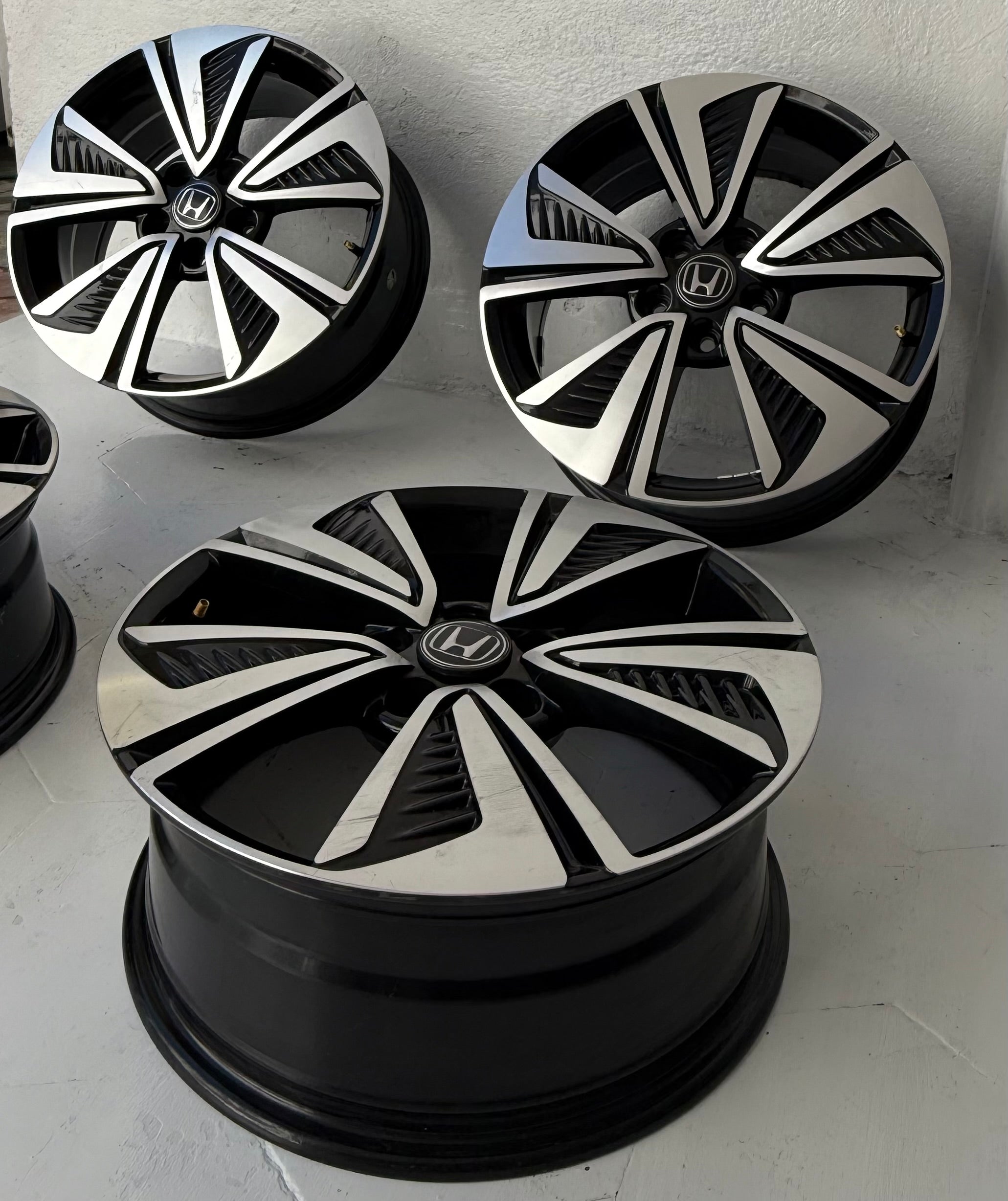 4 Rines 17” Honda Accord Civic CR-V HR-V Element Nuevos 5x114