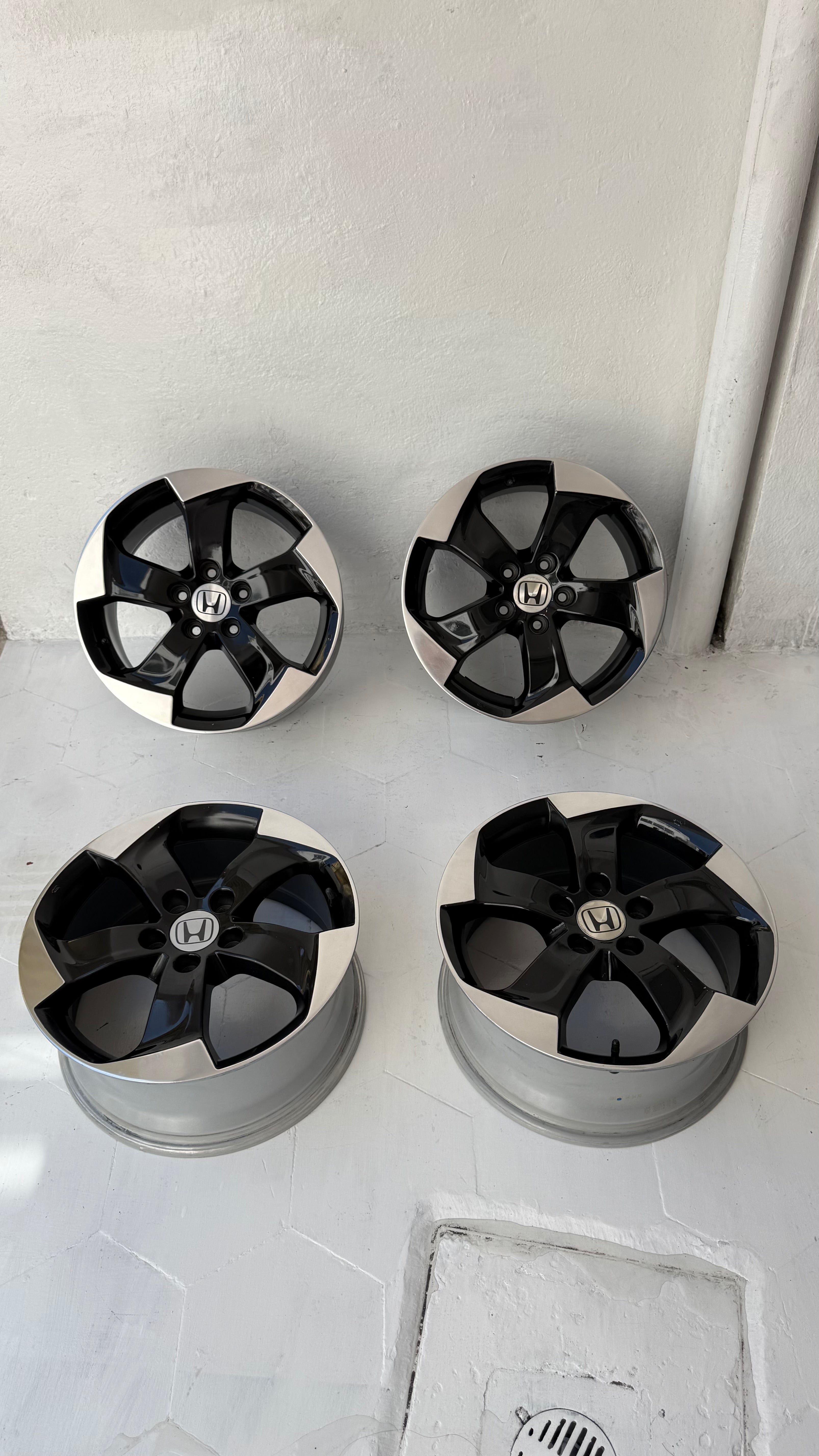 4 Rines 17” Honda CR-V, HR-V, Accord, Civic y Element Originales Seminuevos 5x114