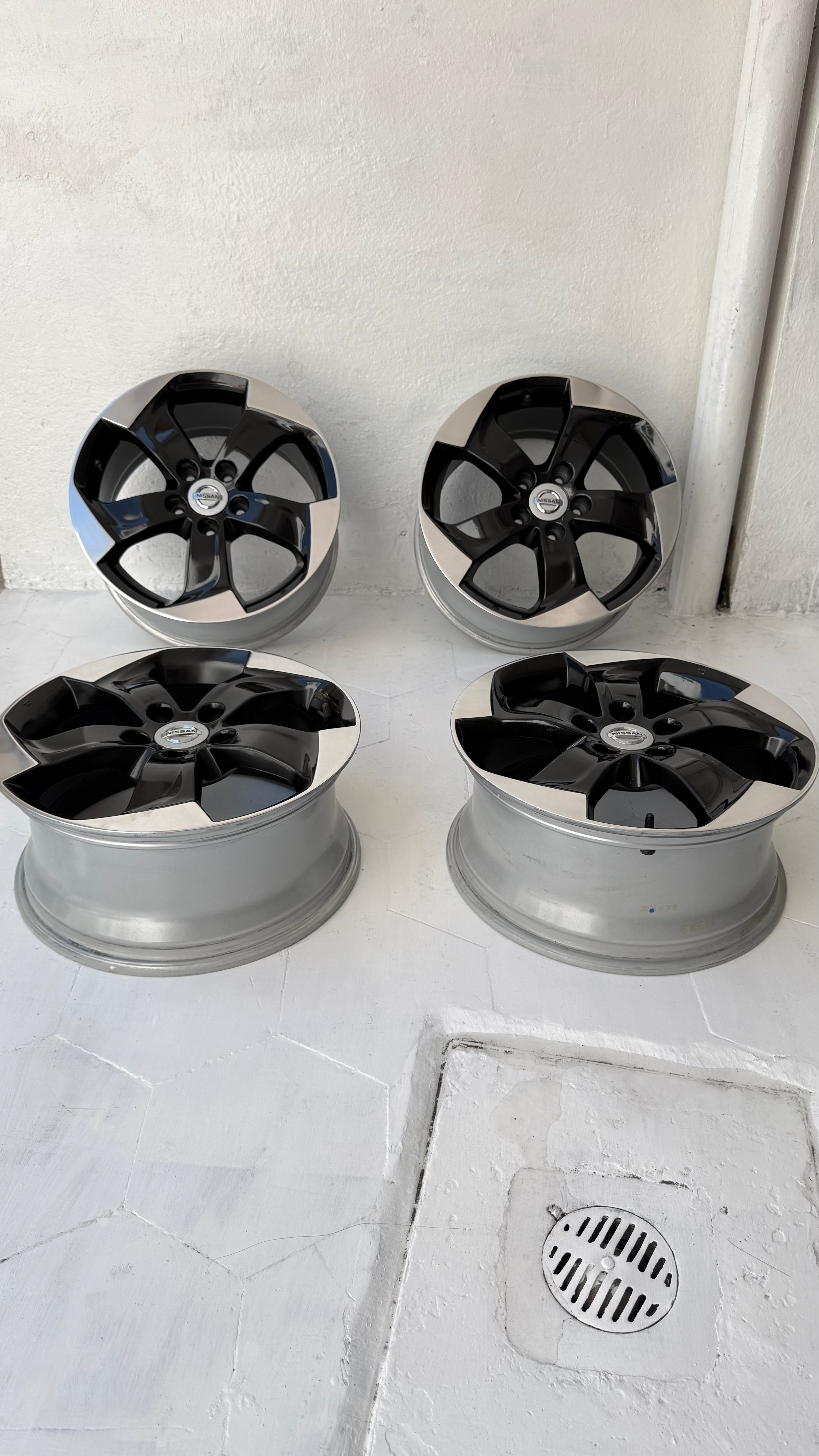 4 Rines 17” Nissan Sentra, Altima y X-Trail Originales Seminuevos 5x114