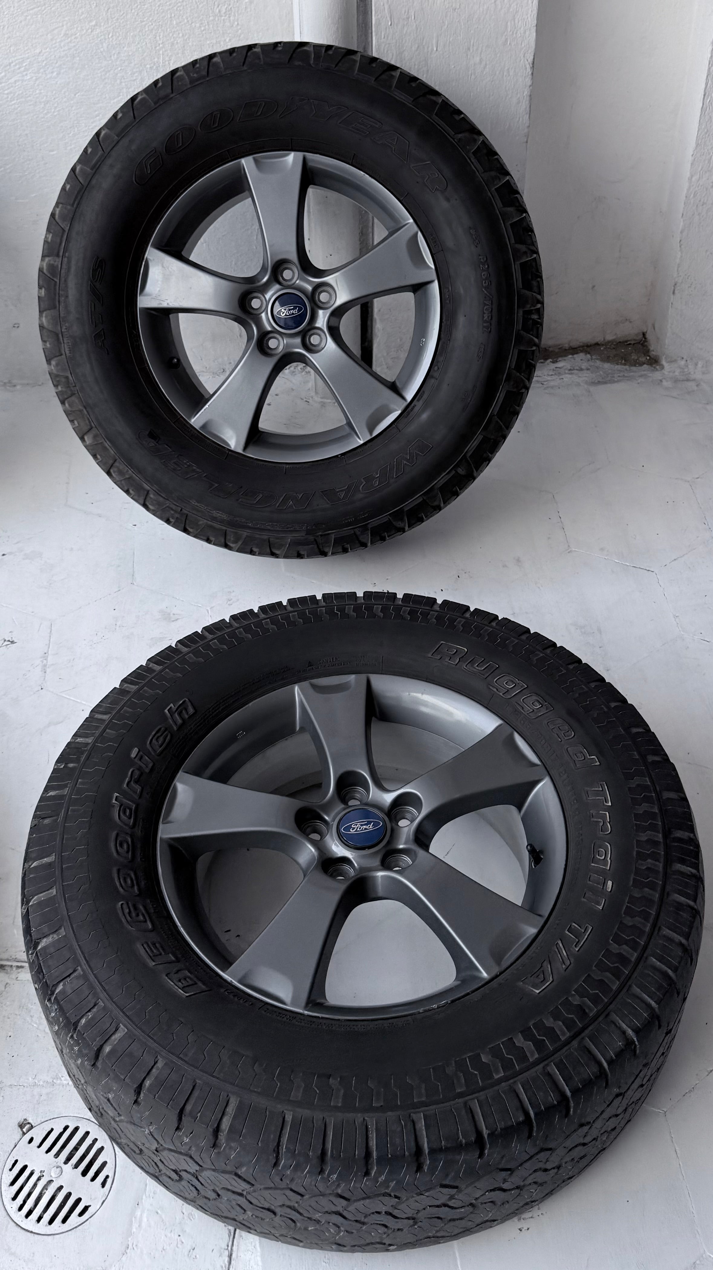 4 Rines con llantas 17” Ford Ranger y Explorer – 5×114