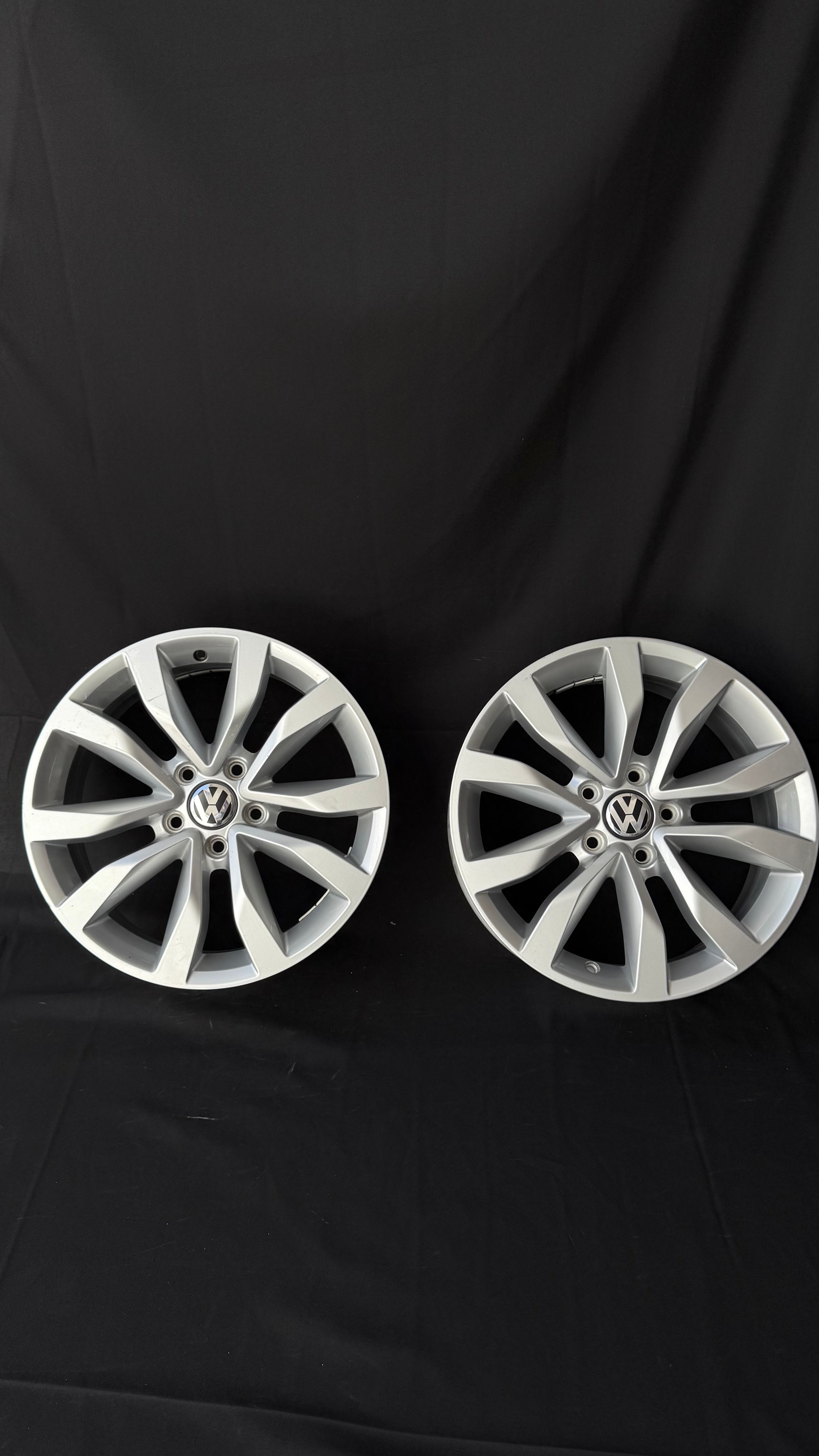 4 Rines 17” Volkswagen Originales Nuevos Tiguan Taos Golf Jetta MK6 MK7 Passat New Beetle