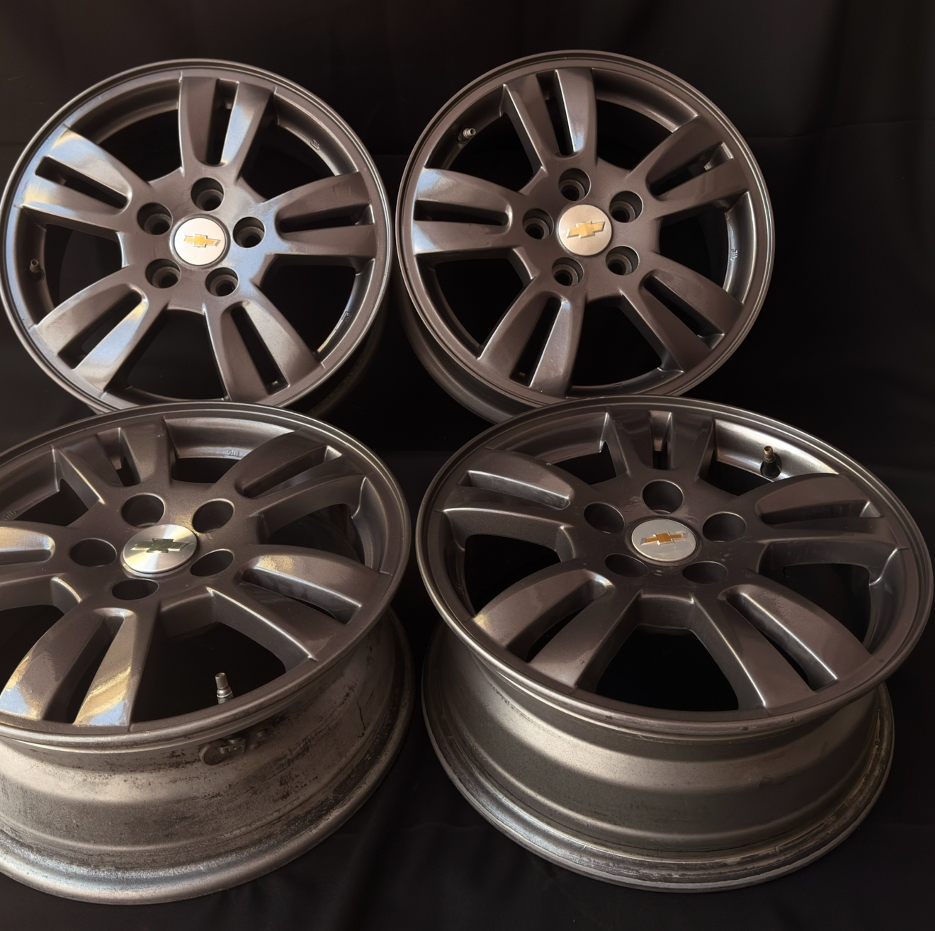 4 rines 15 pulgadas Chevrolet Trax Cavalier Onix Sonic originales 5x105