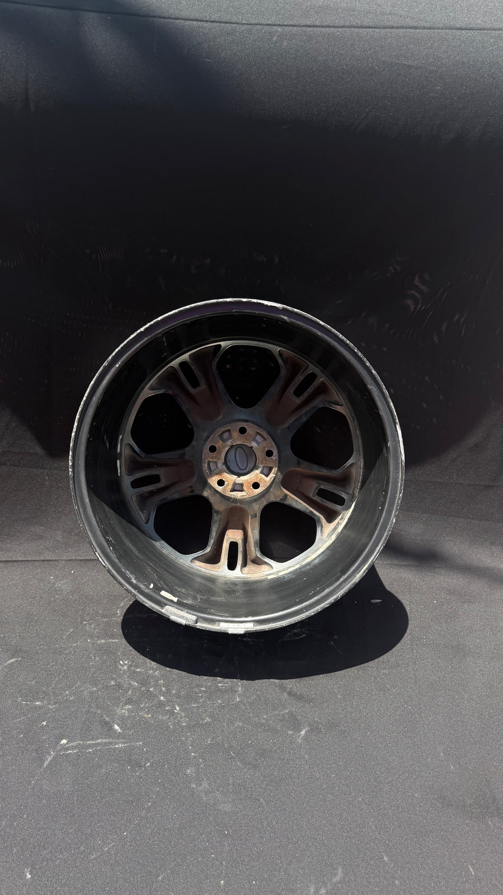 1 Rin 20” Ford Expedition y Explorer – 5×114