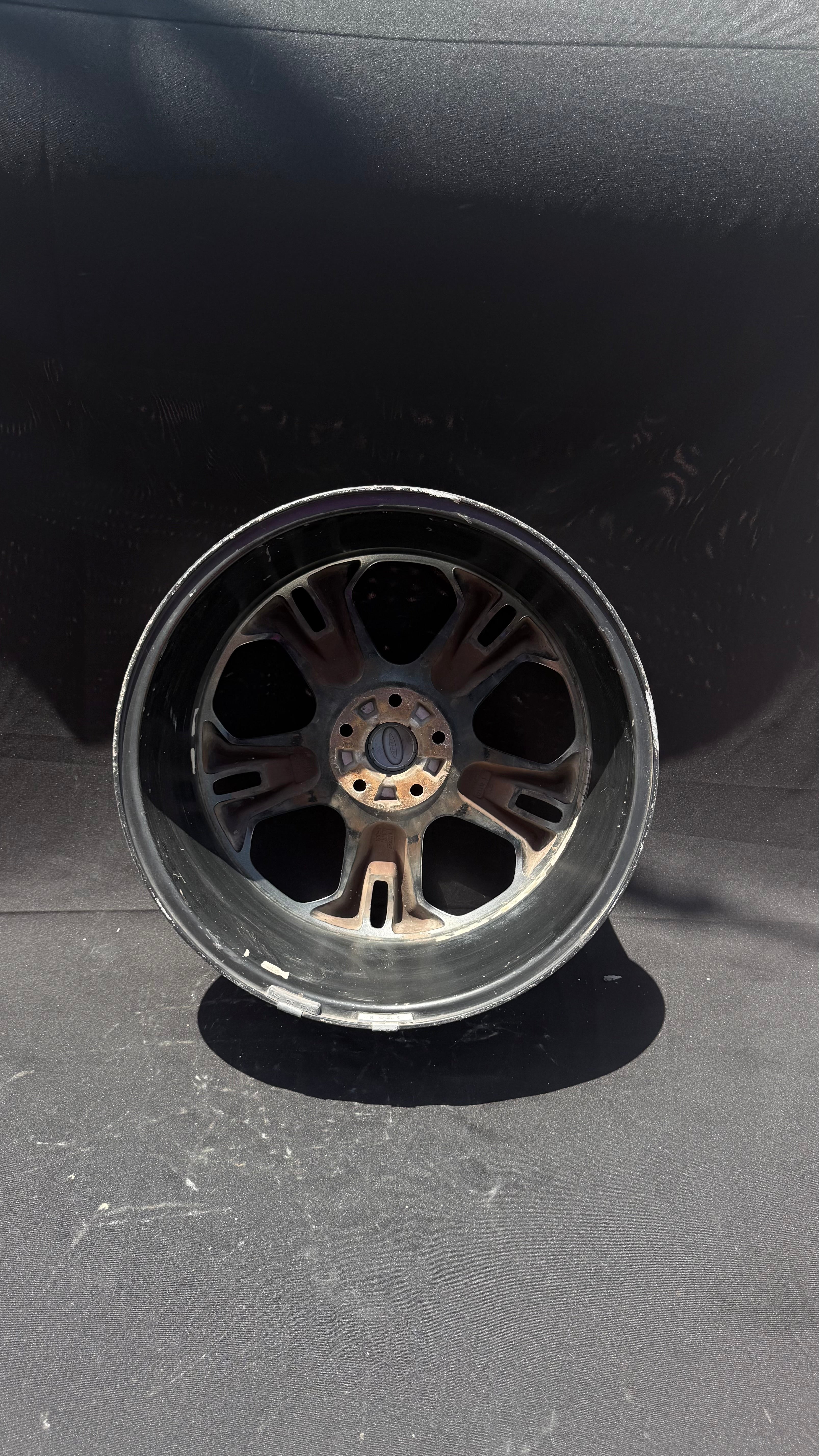 1 Rin 20” Ford Expedition y Explorer – 5×114