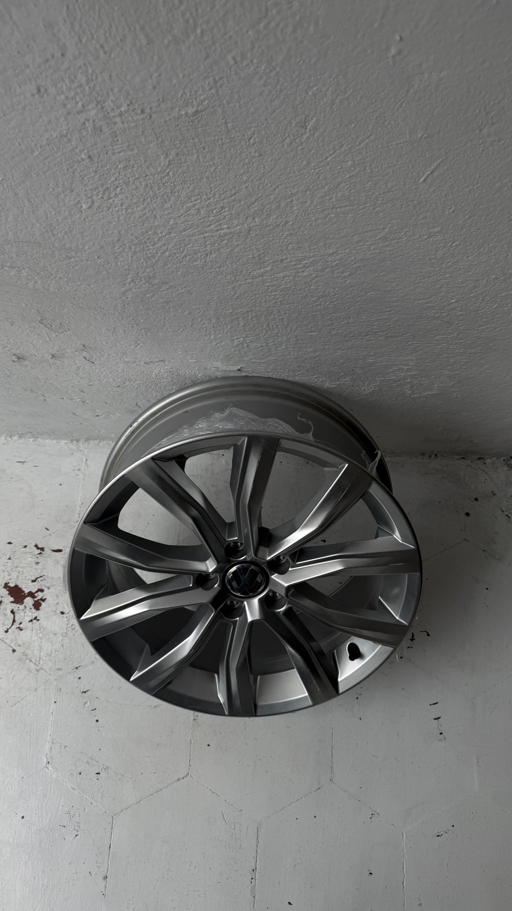 4 Rines 18” Volkswagen Tiguan R-Line – 5×112