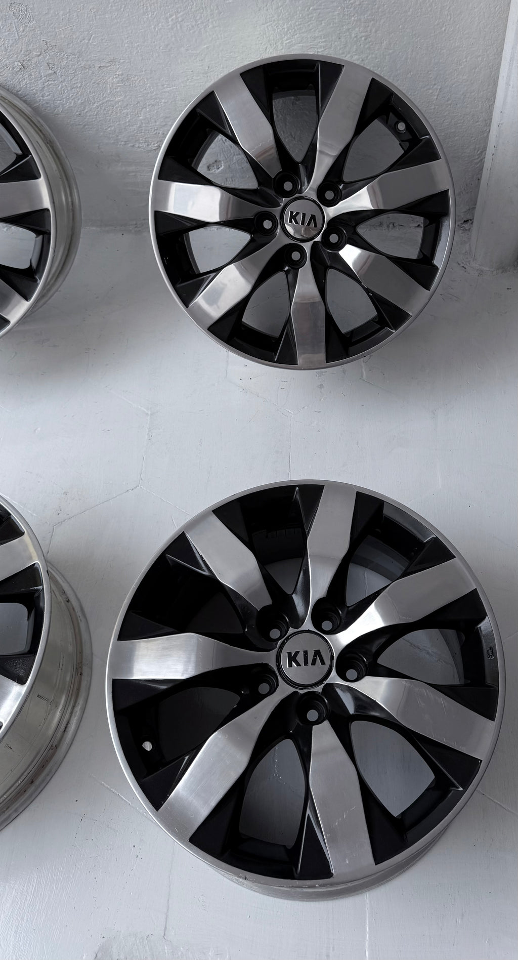 4 Rines 17” Kia Forte, Optima, Sportage y Hyundai Tucson, Creta, Elantra, Solesta – 5×114