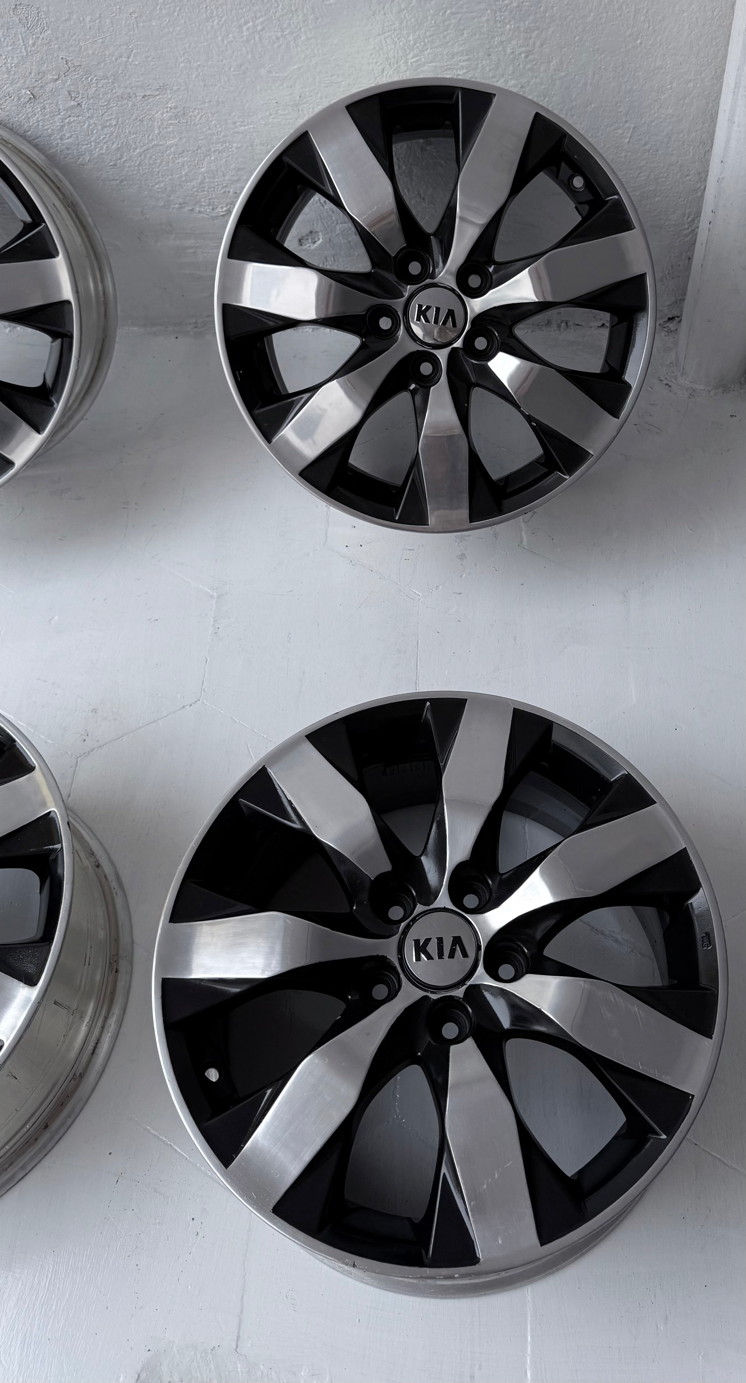 4 Rines 17” Kia Forte, Optima, Sportage y Hyundai Tucson, Creta, Elantra, Solesta – 5×114