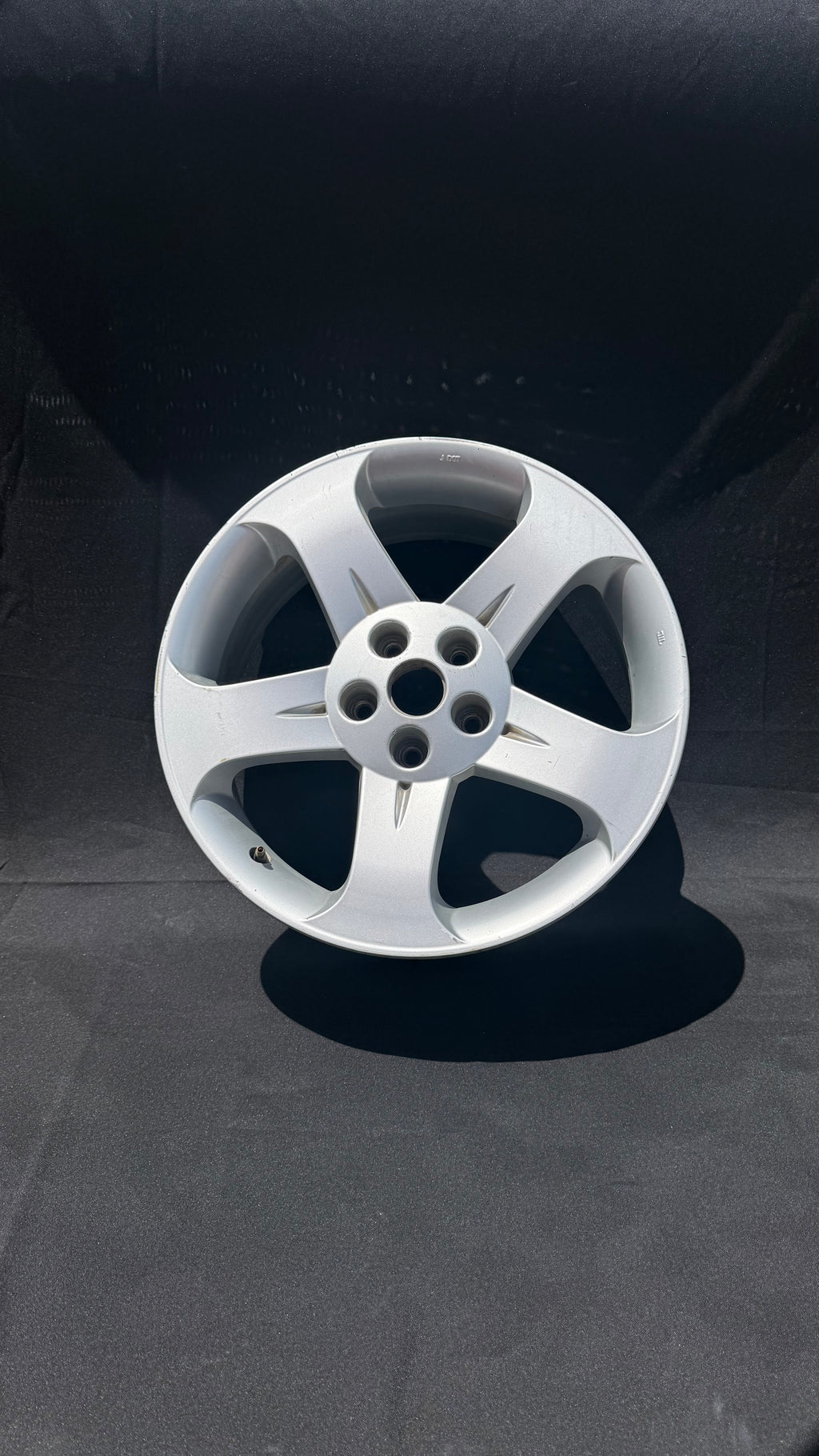1 Rin 18” Nissan Rogue / Murano Original 5-114