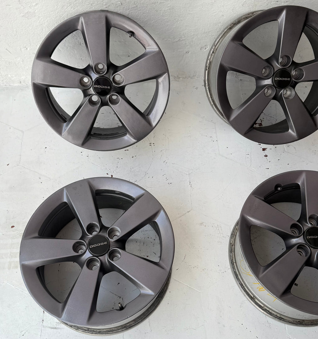 4 Rines 16” Dodge Caravan, Voyager, Avenger, Caliber, Jeep Liberty, Patriot, Compass y Nitro – 5×114