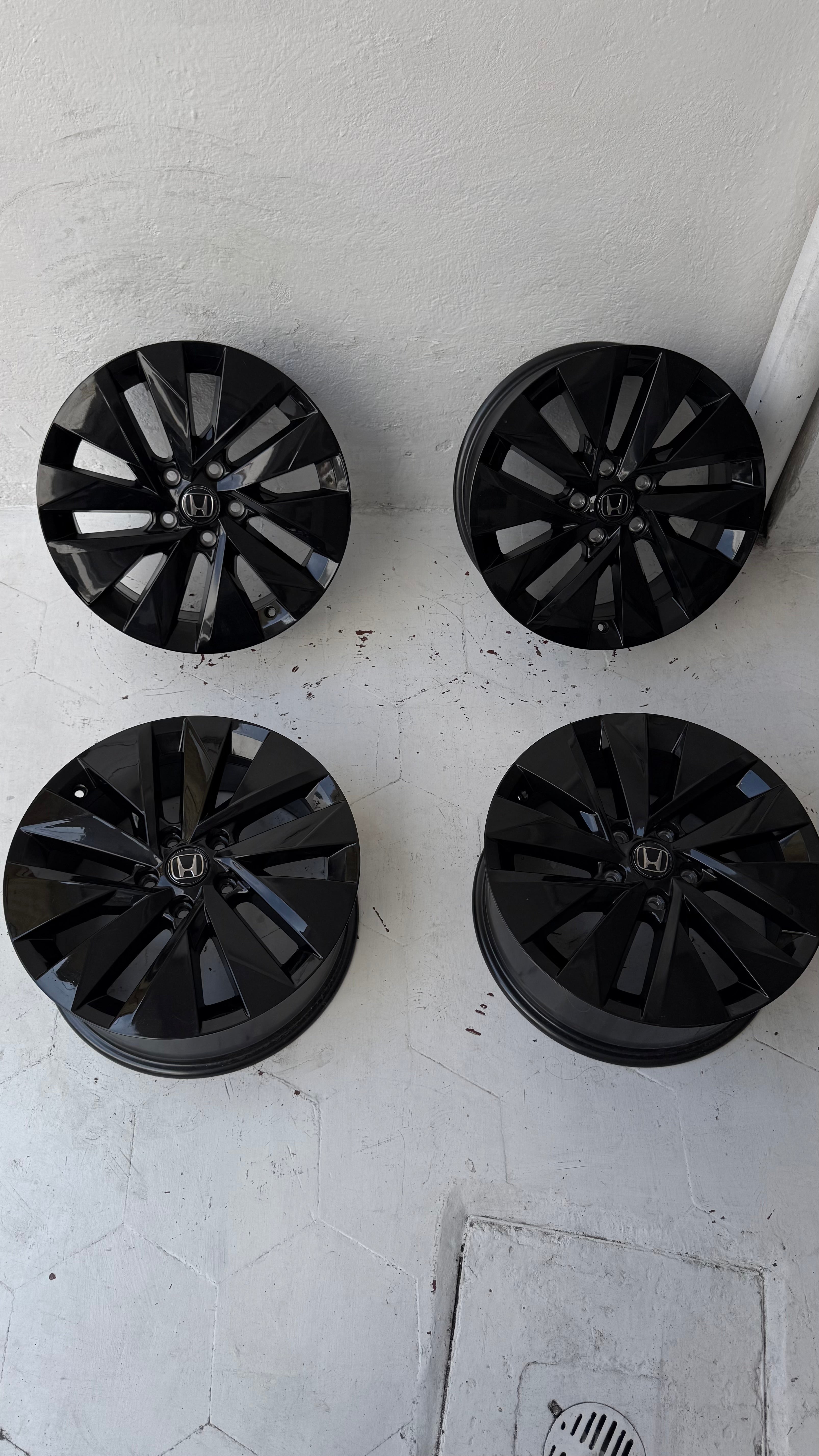 4 Rines 17” Honda – 5×114