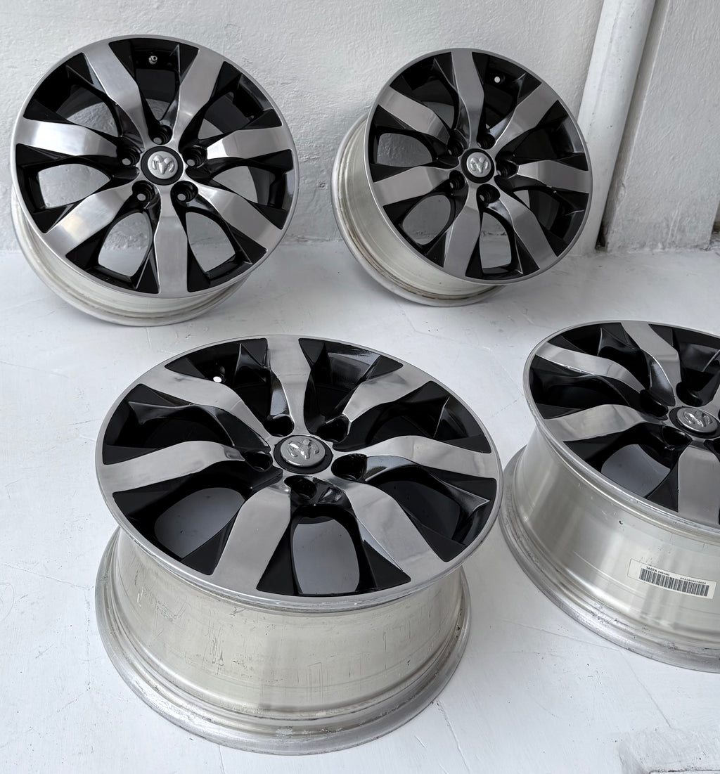 4 Rines 17” Jeep Liberty, Compass y Patriot – 5×114