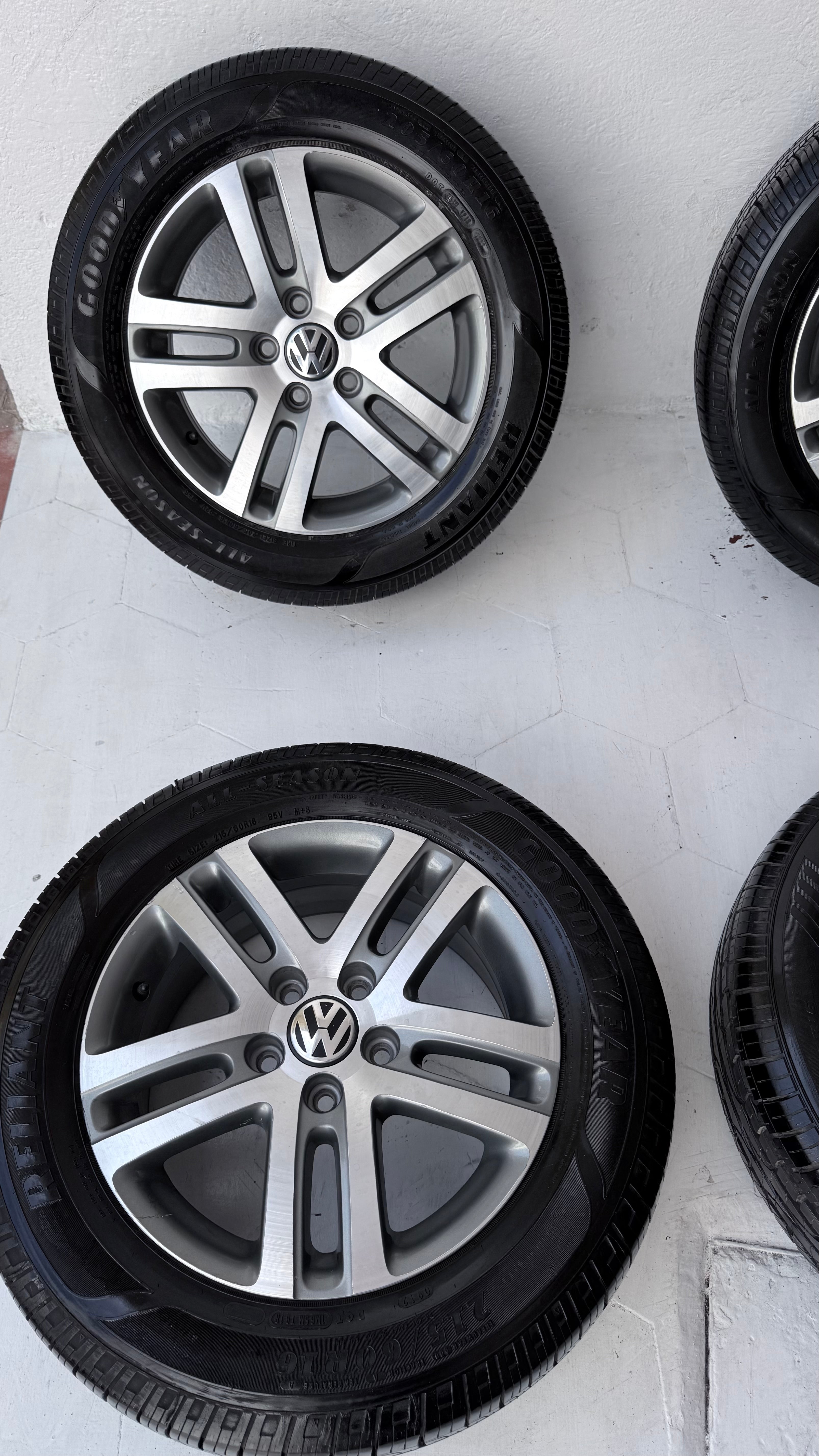 4 Rines con llantas 16” Volkswagen Golf, Jetta MK6 y Jetta MK7 – 5×112