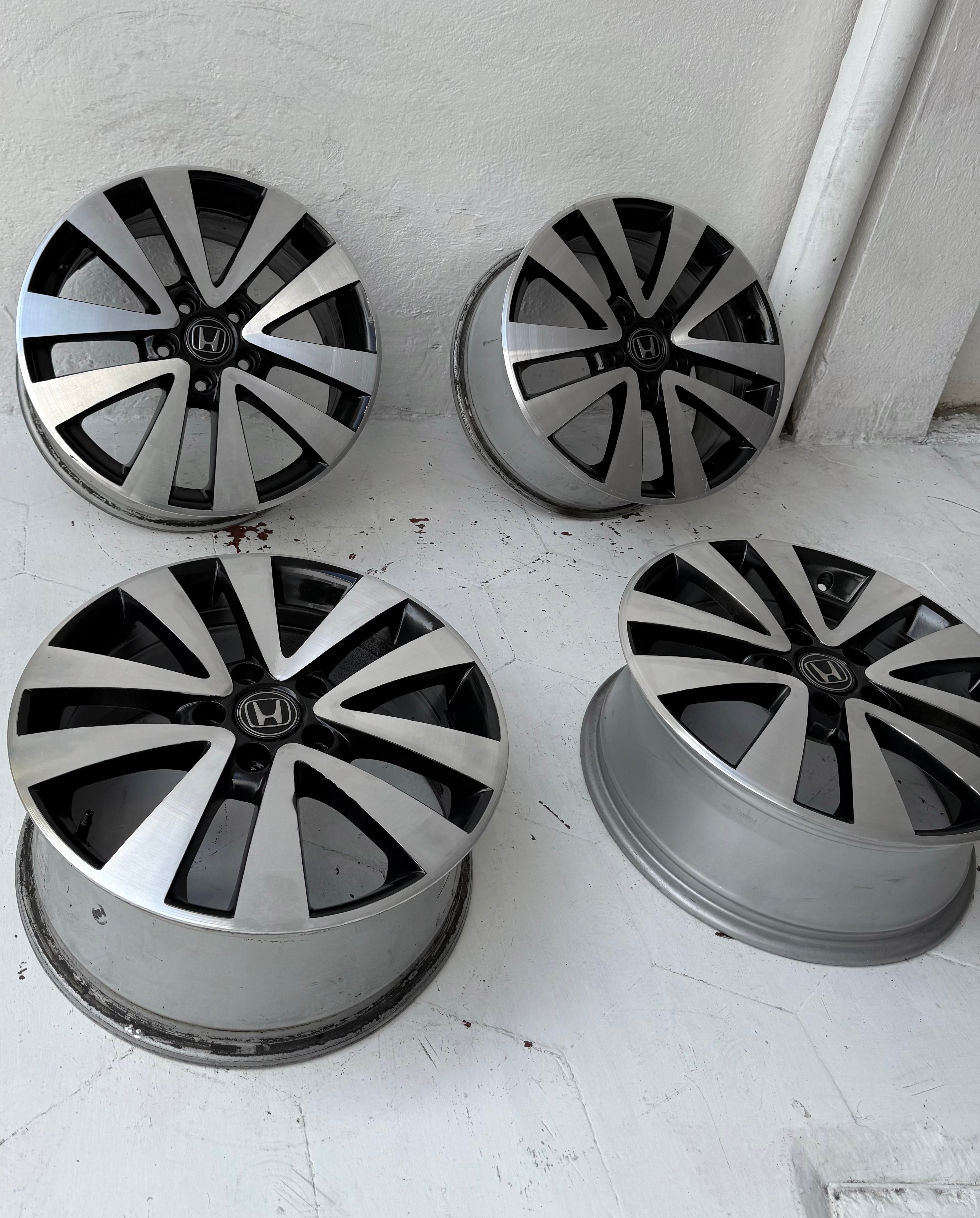 4 Rines 17” Honda – 5×114