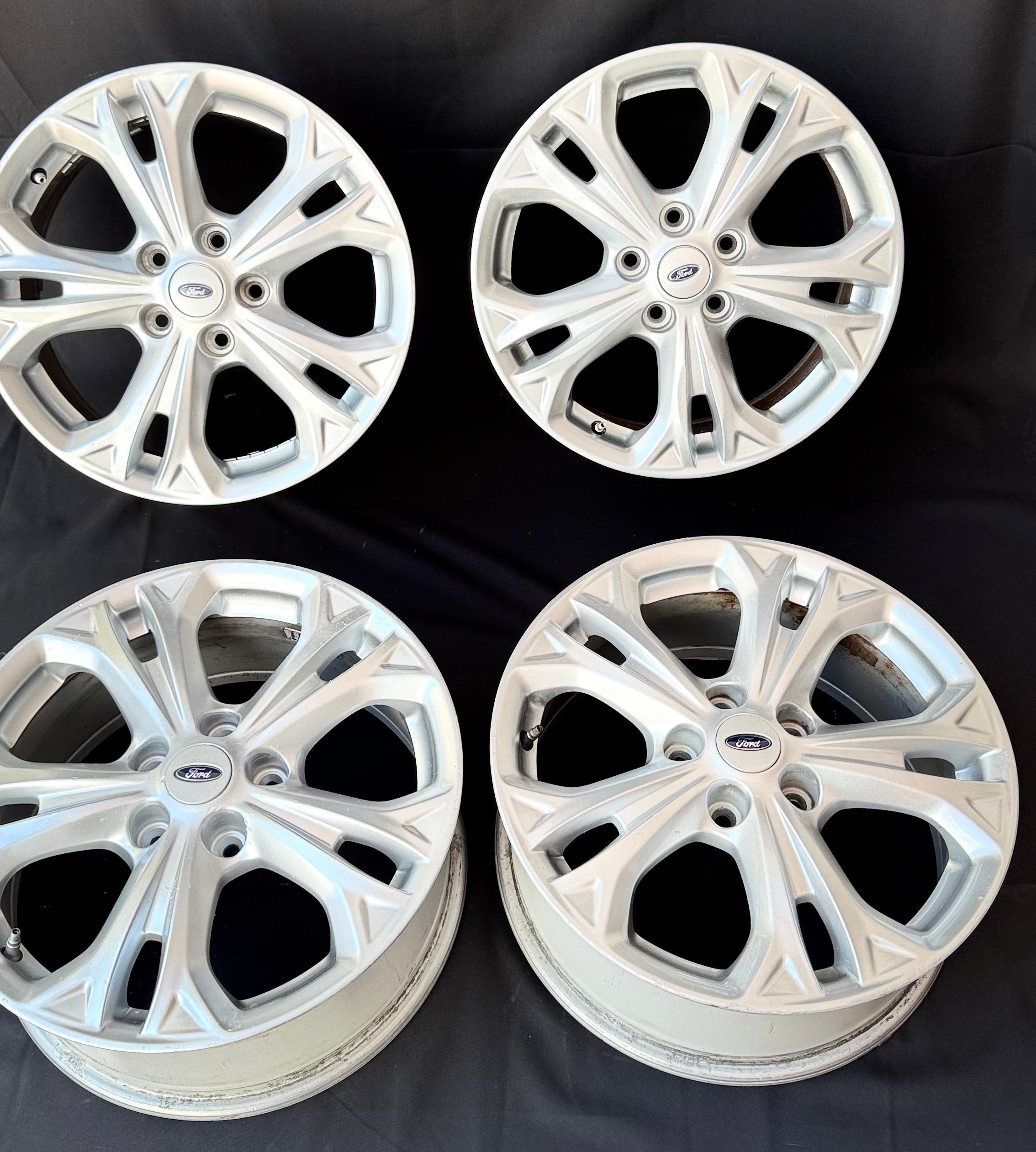 4 rines 17 pulgadas Ford Escape y Fusion 2013-2022 originales 5x108