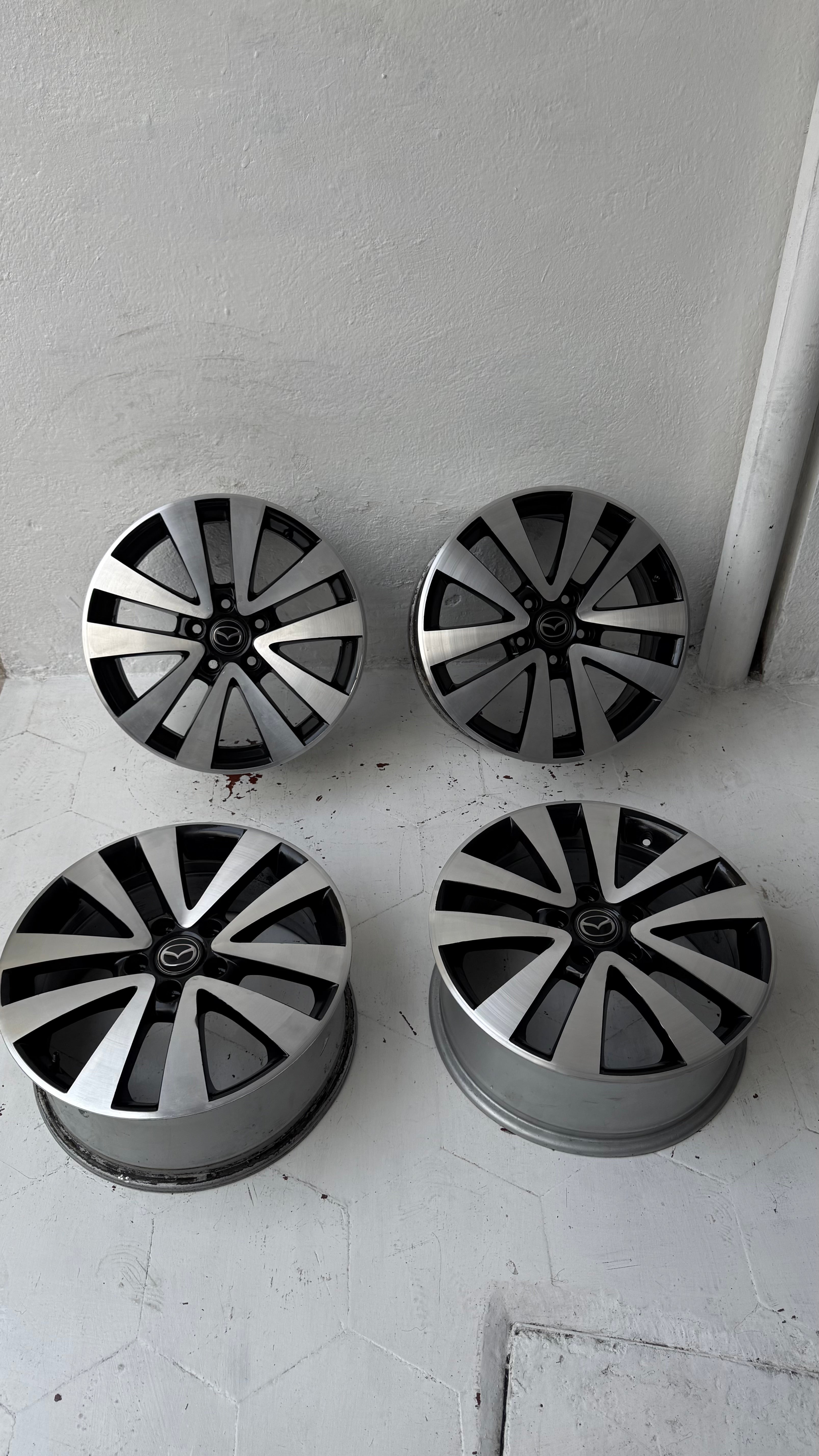 4 Rines 17” Mazda – 5×114