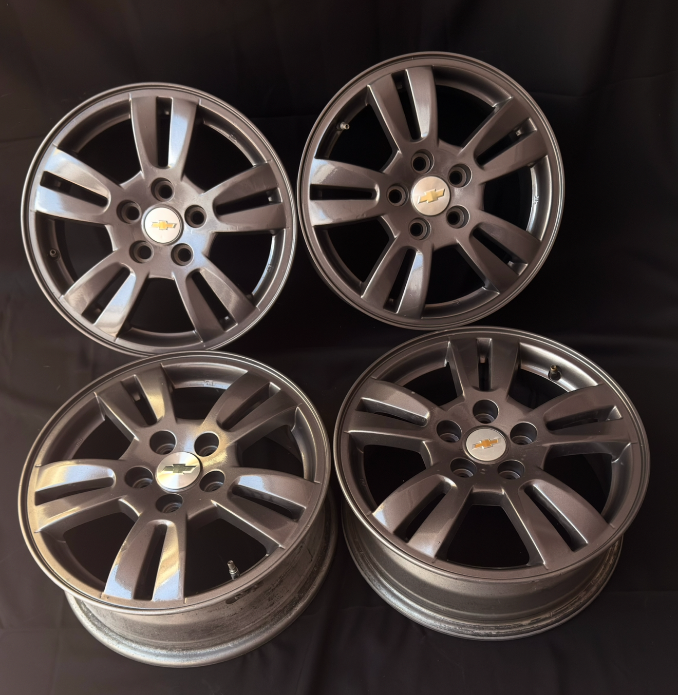 4 rines 15 pulgadas Chevrolet Trax Cavalier Onix Sonic originales 5x105
